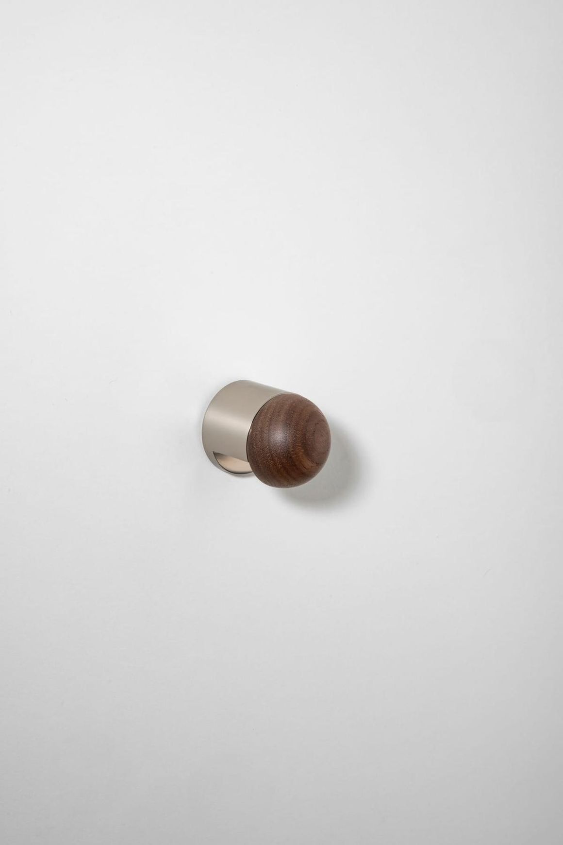 H05 Robe Hook/Cupboard Knob
