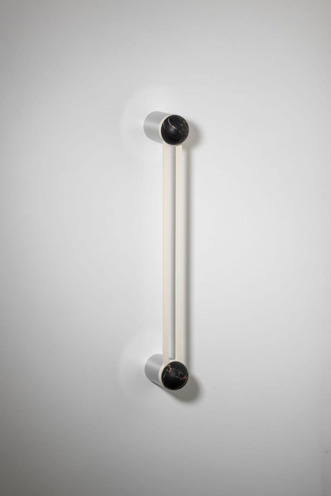 H04 Pull Handle Long