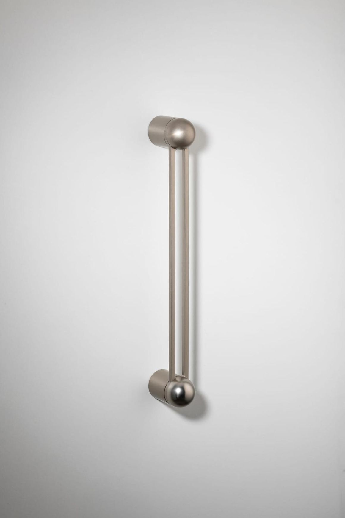 H04 Pull Handle Long