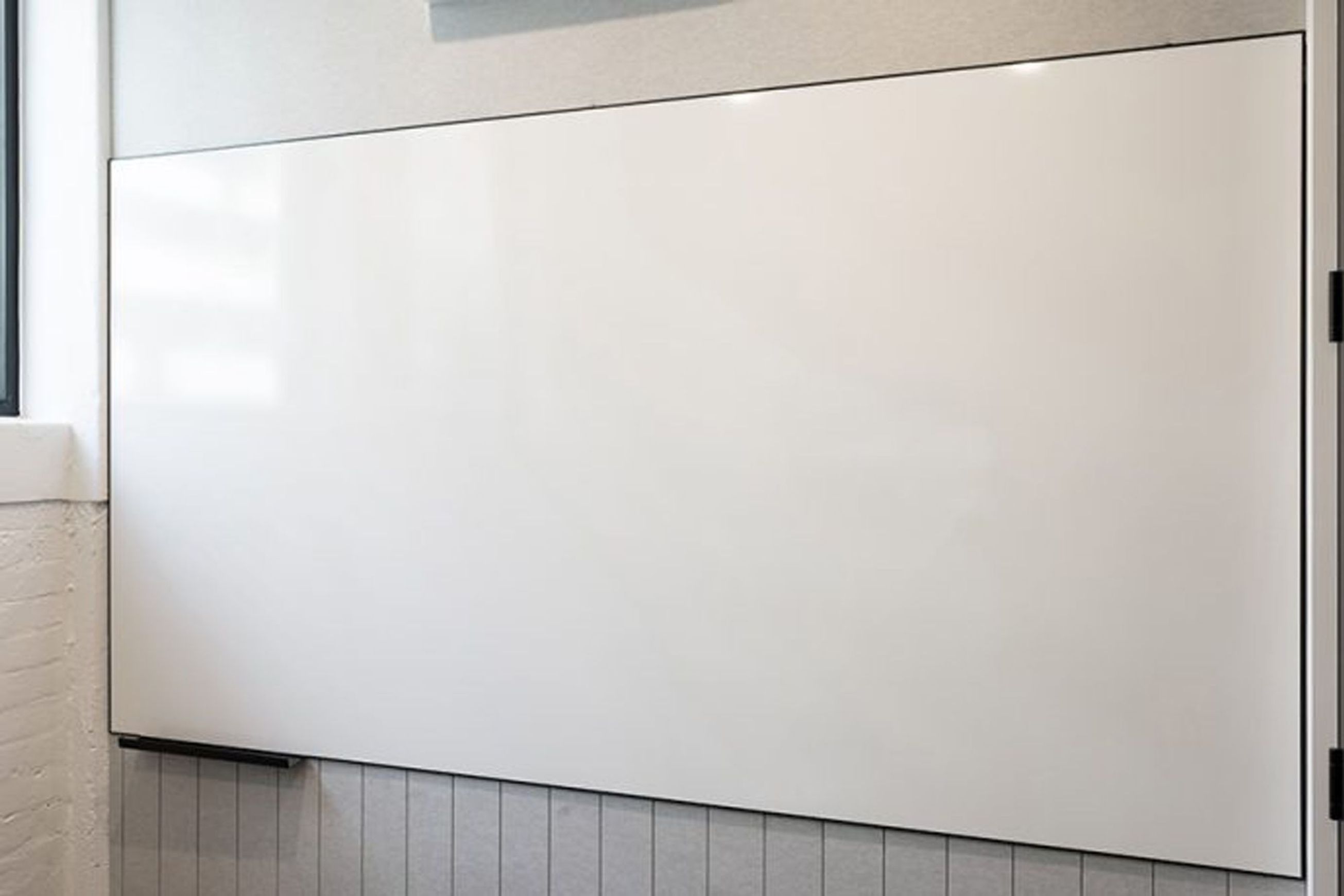 Edgeline Series – Premium Whiteboard
