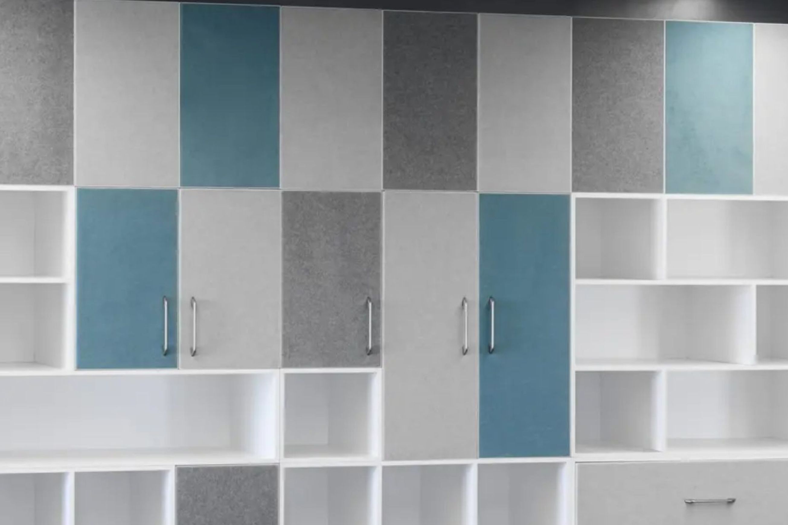 Vertiface Fabric Wallcovering