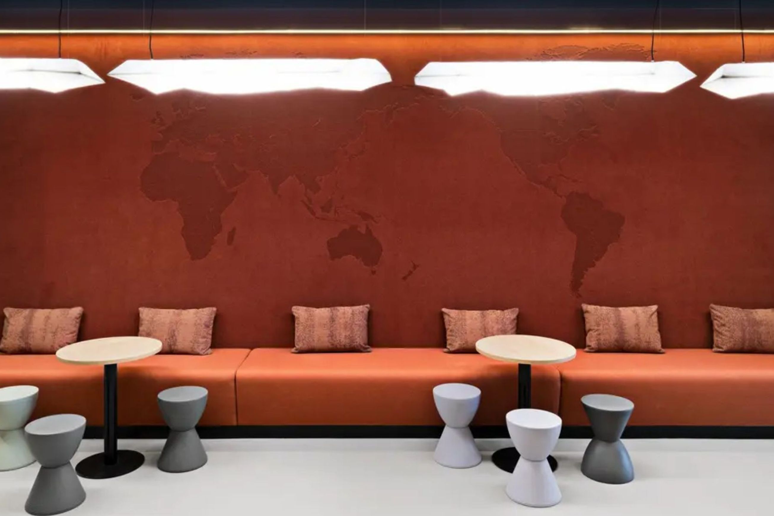 Vertiface Fabric Wallcovering