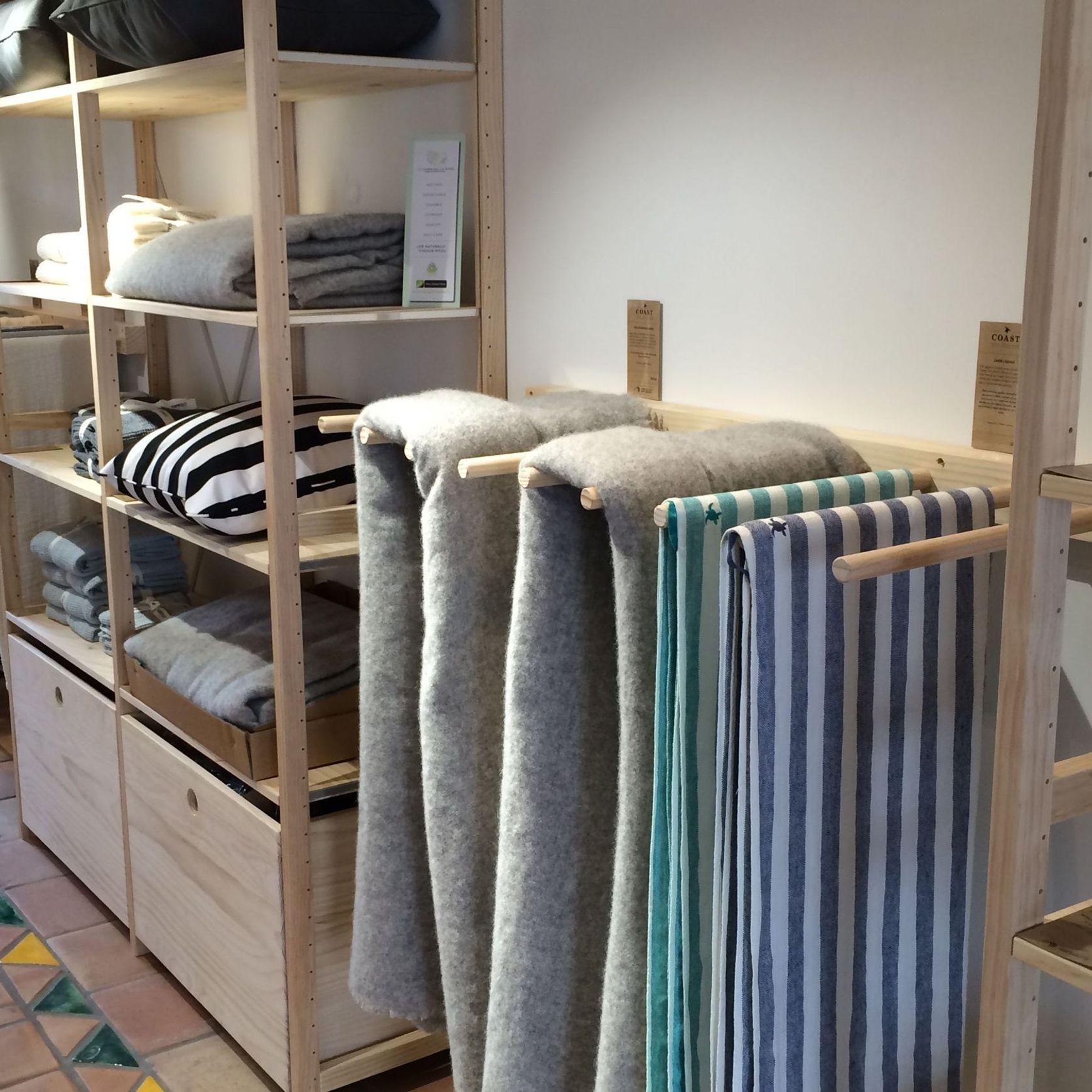 Retail Shelving