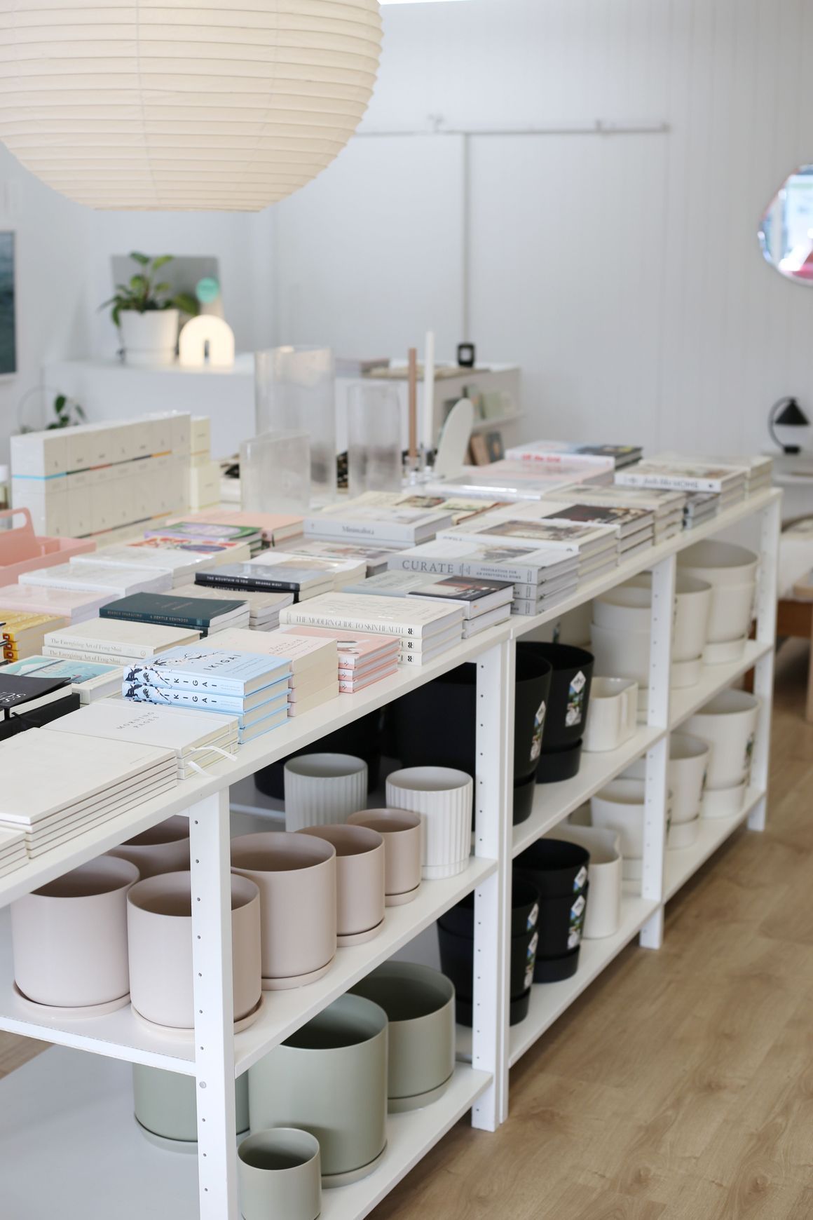 Classic Shelving by Lundia
