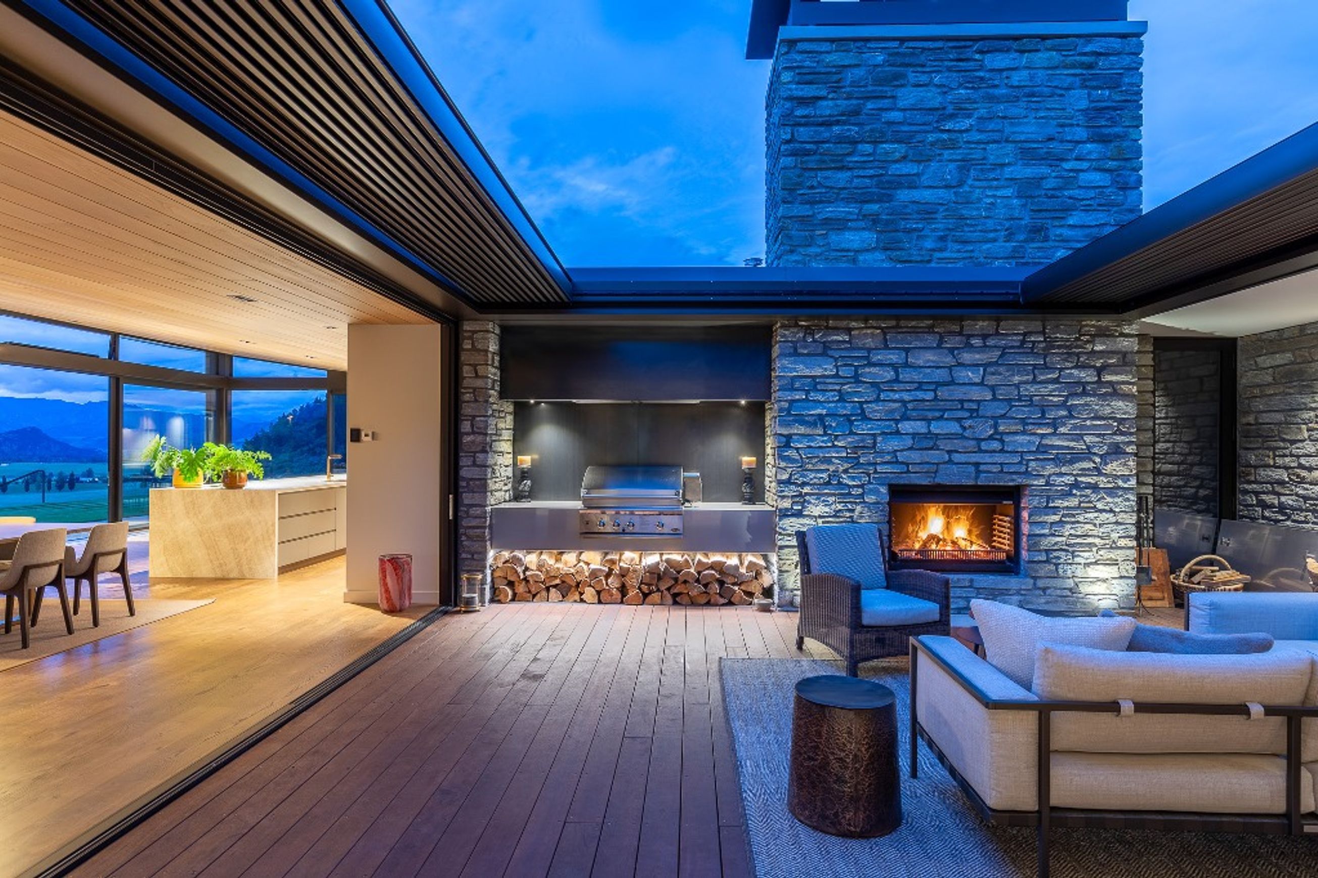 Louvretec Retractable Opening Roofs