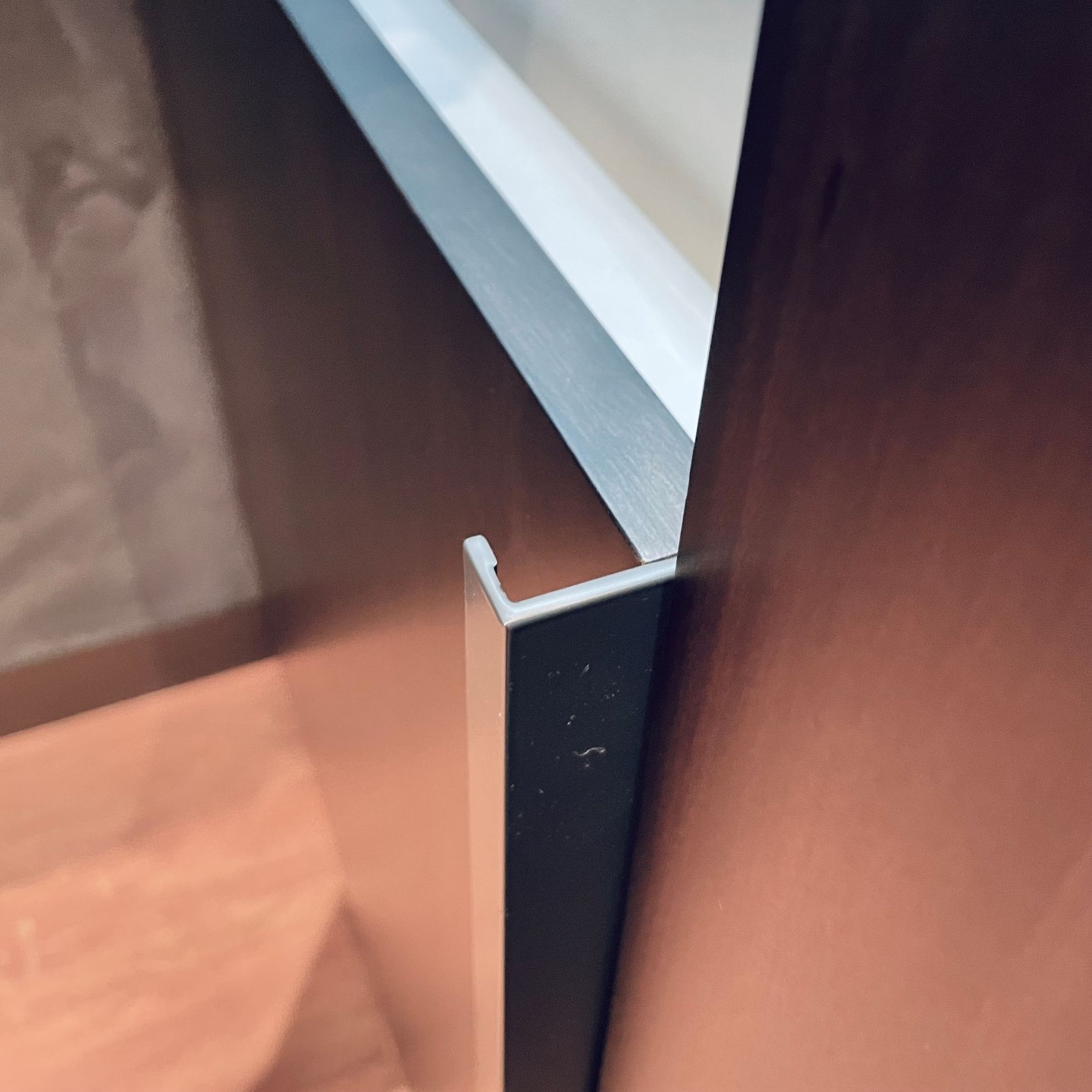 HB370 + HB380 Series Continuous Drawer Pull