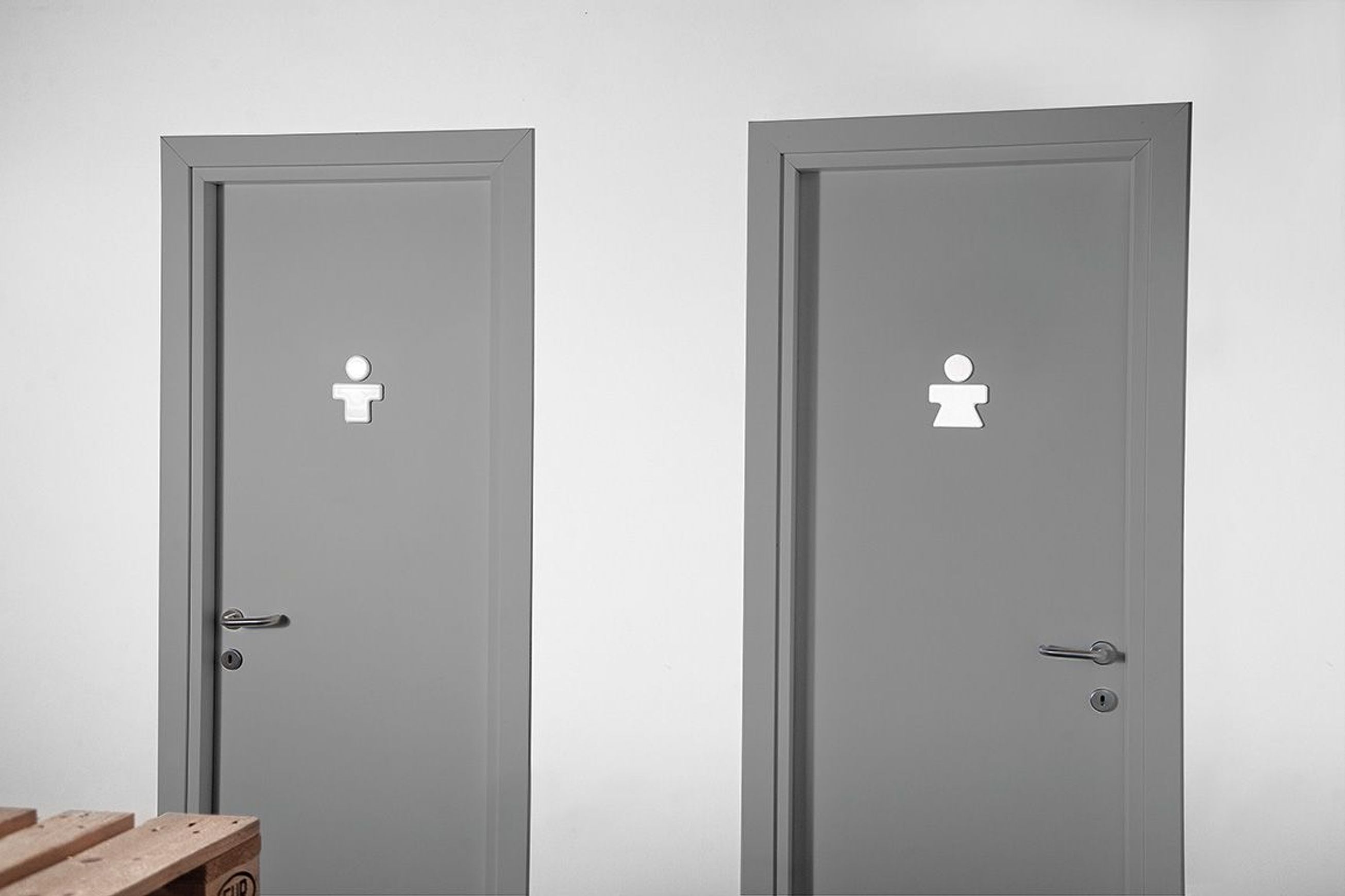 Art Ceram | You & Me Bathroom Signs