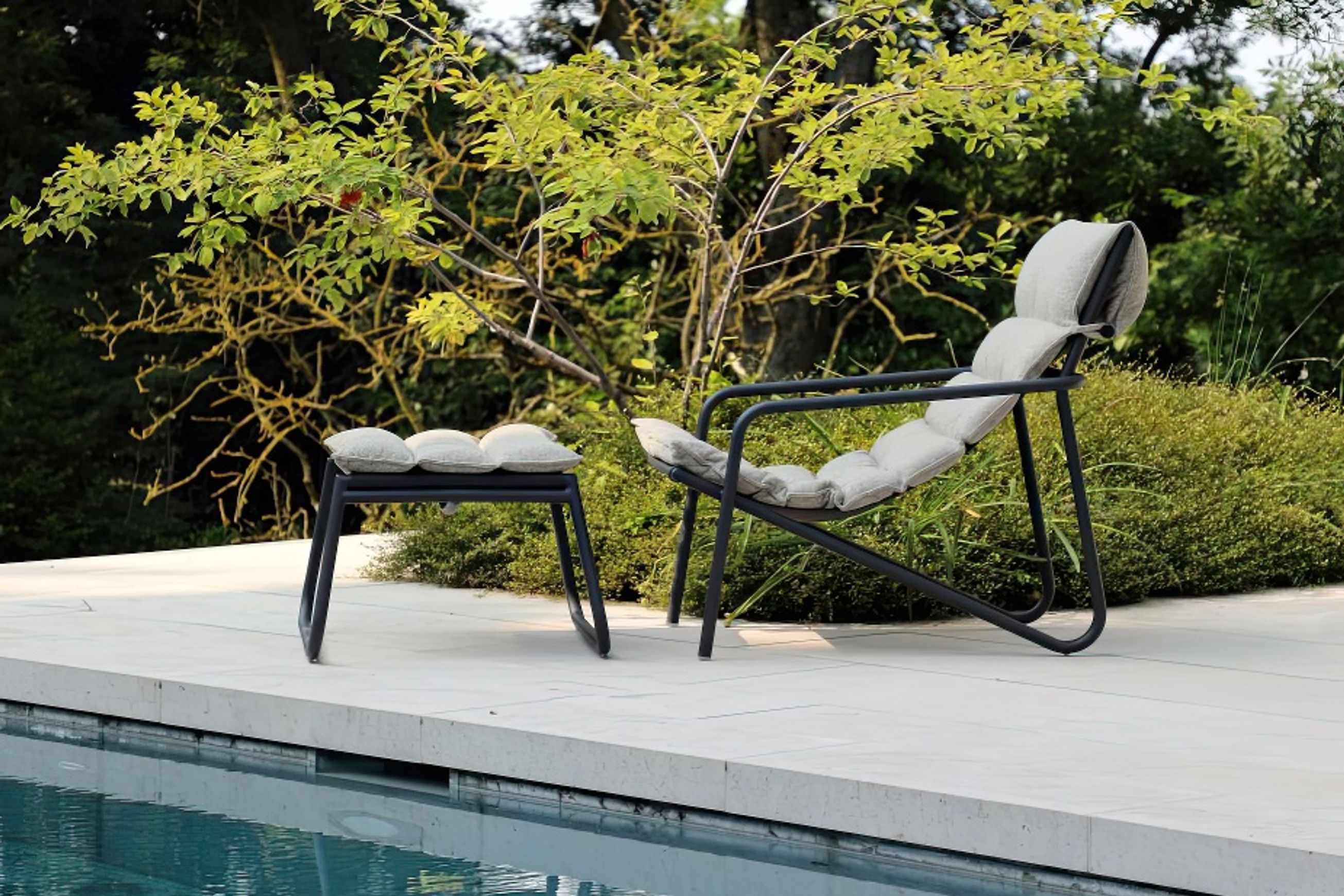 Paloma Footrest - Outdoor