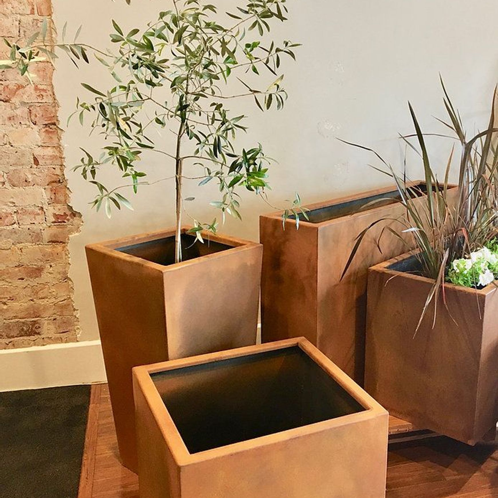 Corten Tapered Column Planter