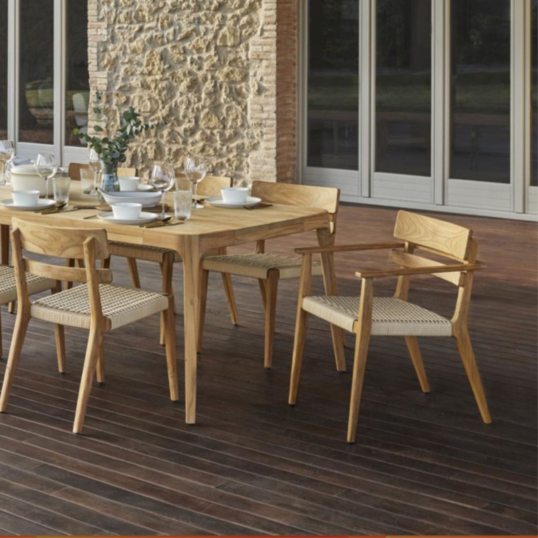 Paralel Outdoor Dining Chair