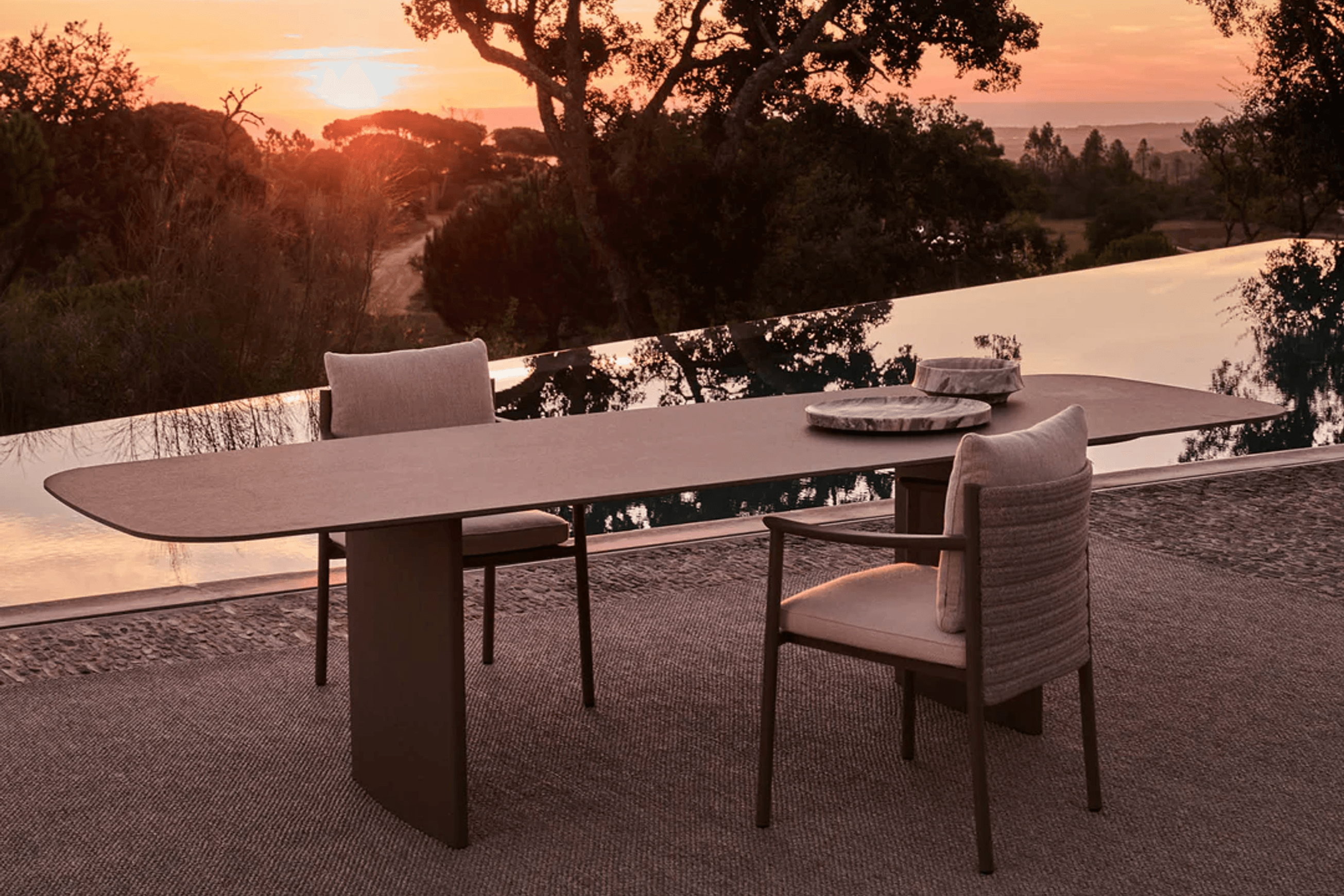 Lucca Dining Table