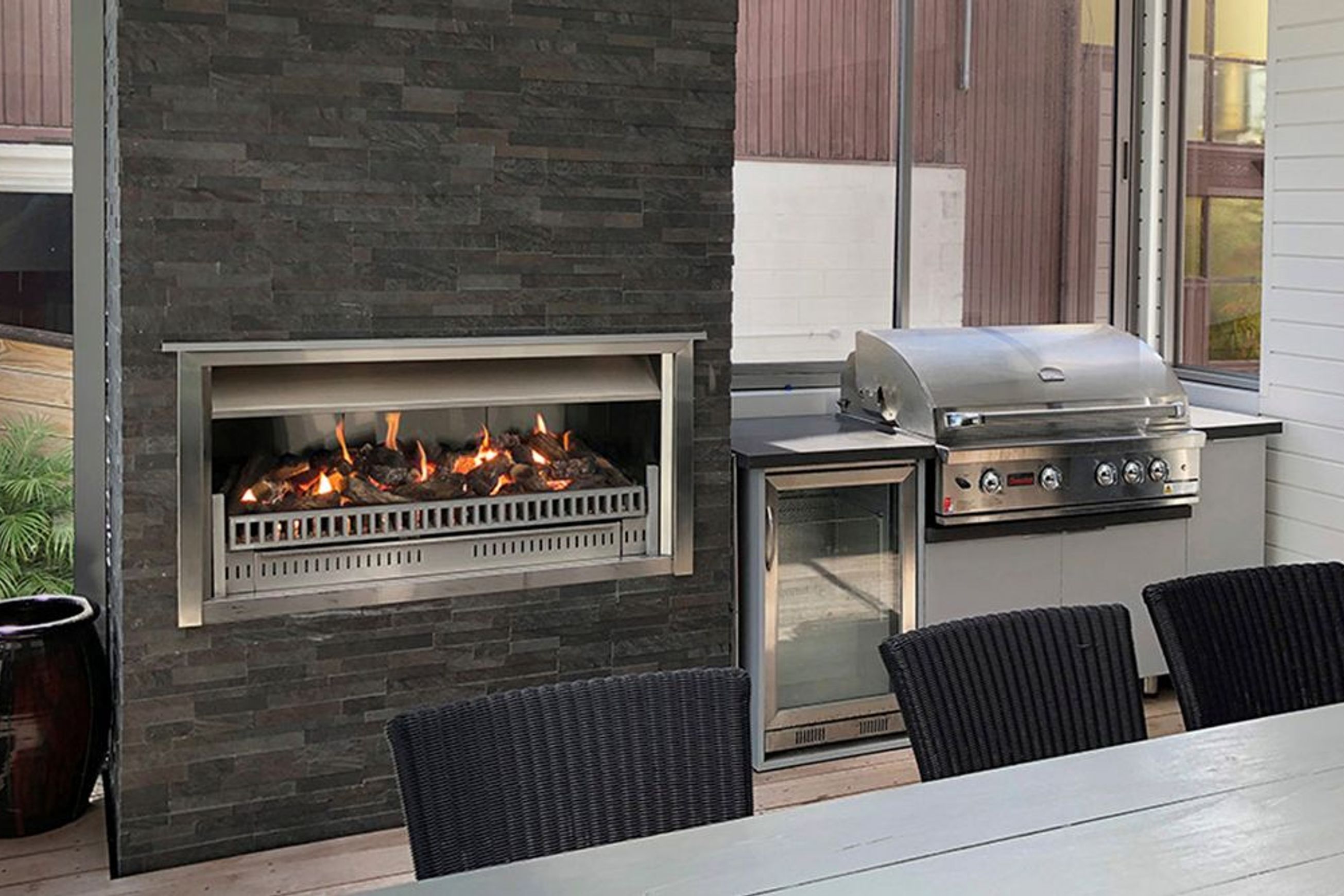 Aura Flued Outdoor Fireplace | 1200mm