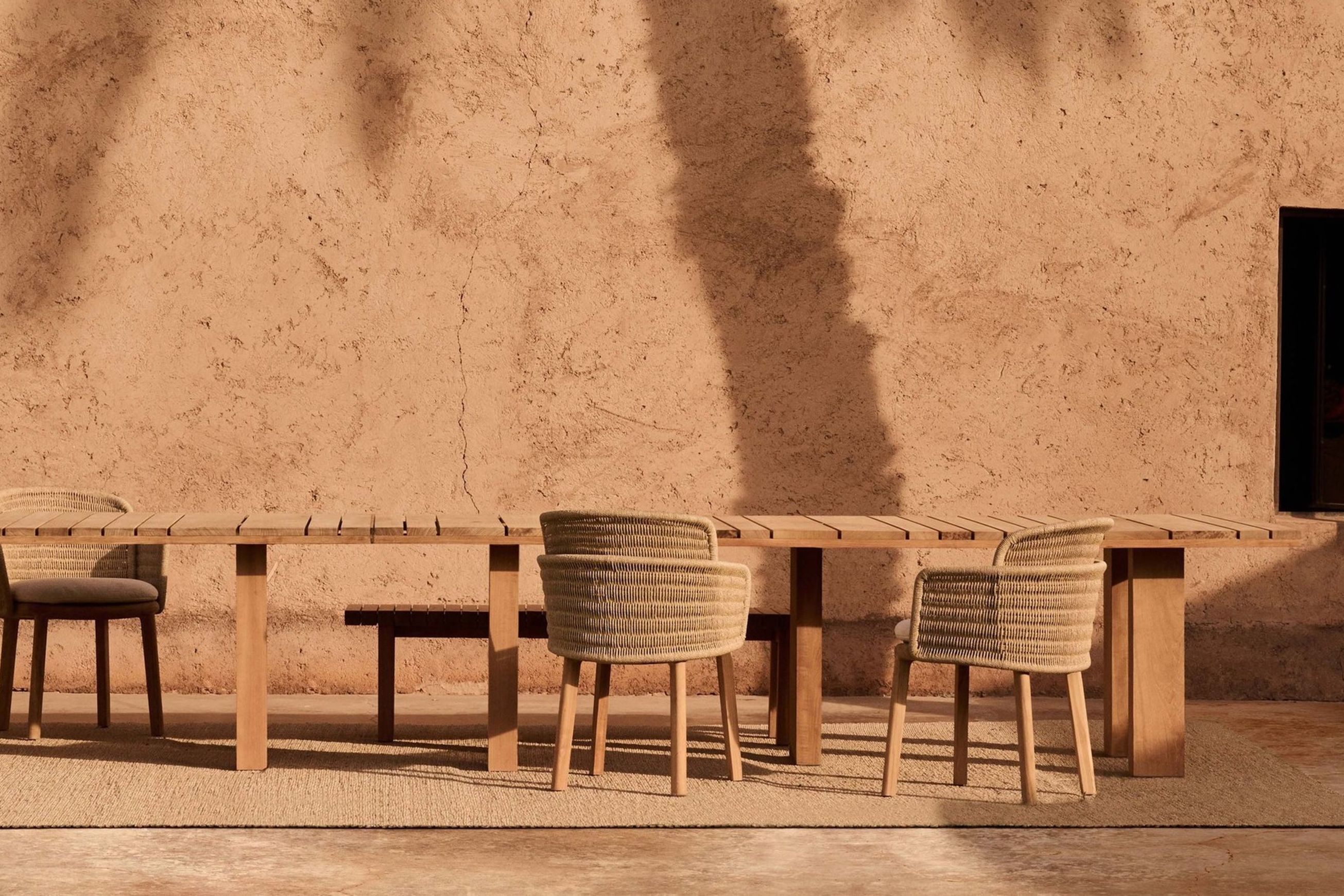Vis a Vis | Bench