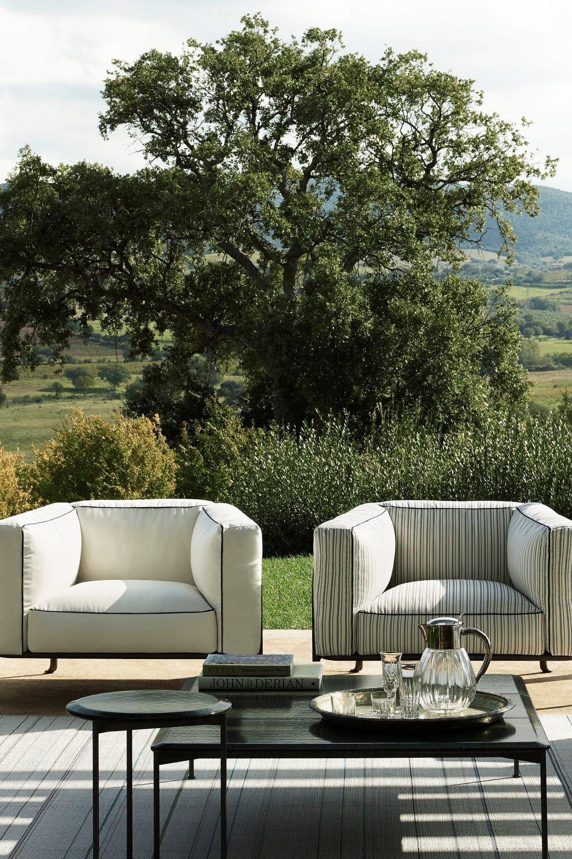 Borea Armchair