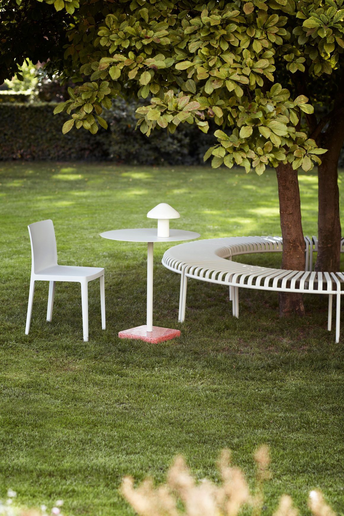 Palissade Park Bench by HAY
