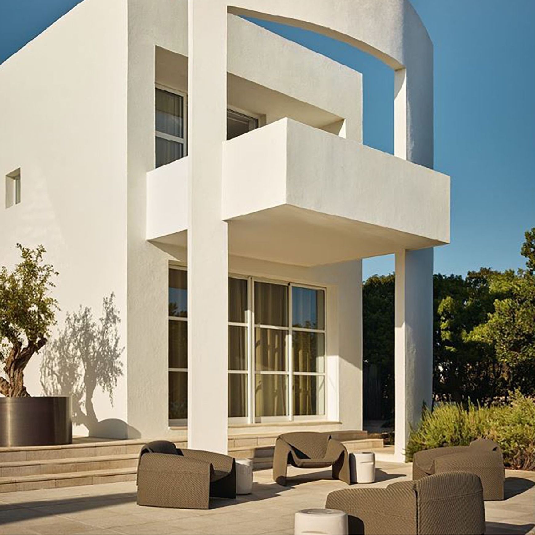 Le Club Outdoor Armchair