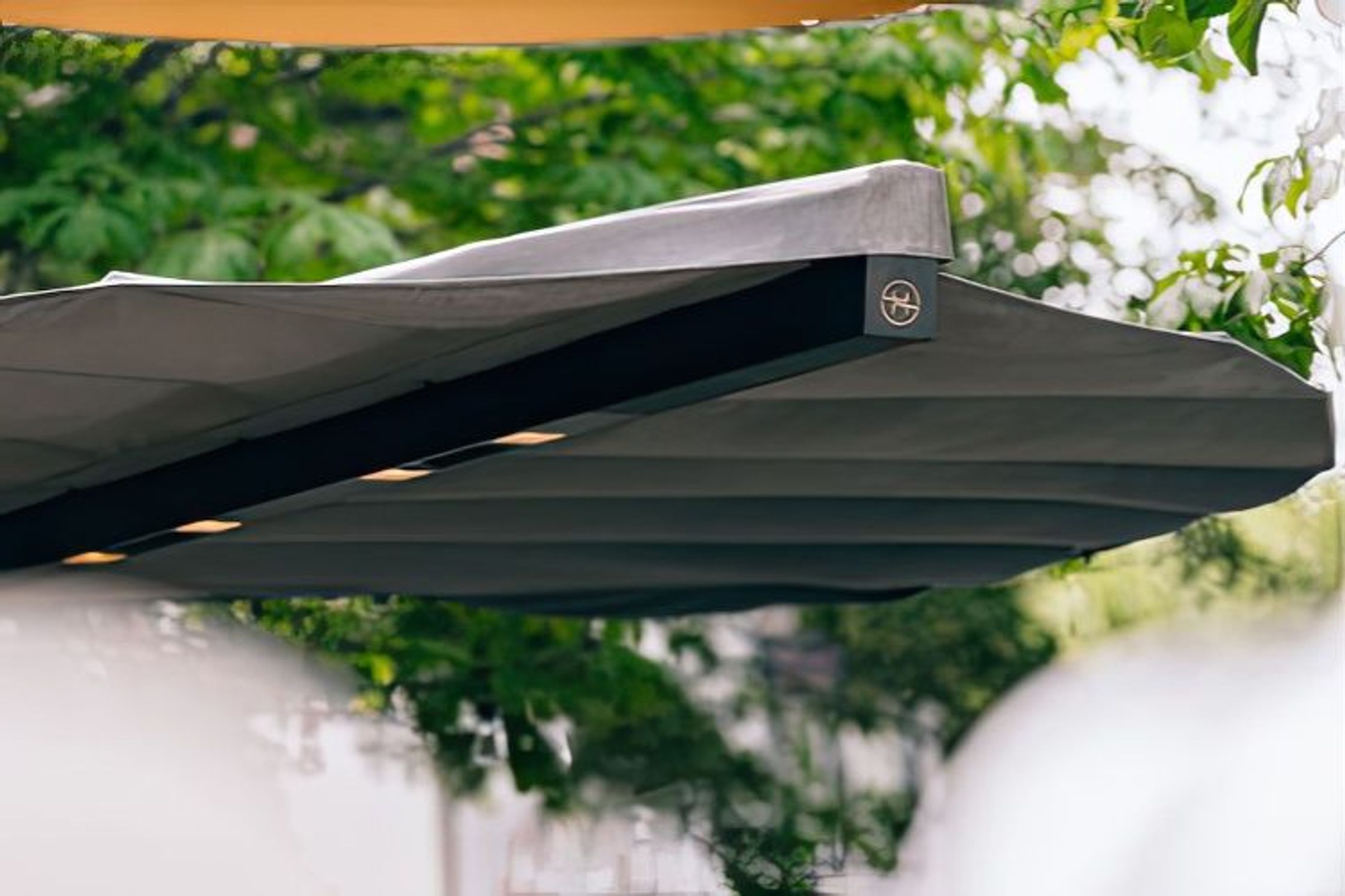 Leaf Outdoor Shade with Heat, Light & Cooling