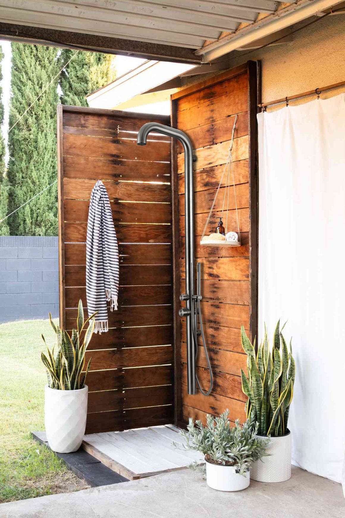 Waterware Pacific Outdoor Shower Towers