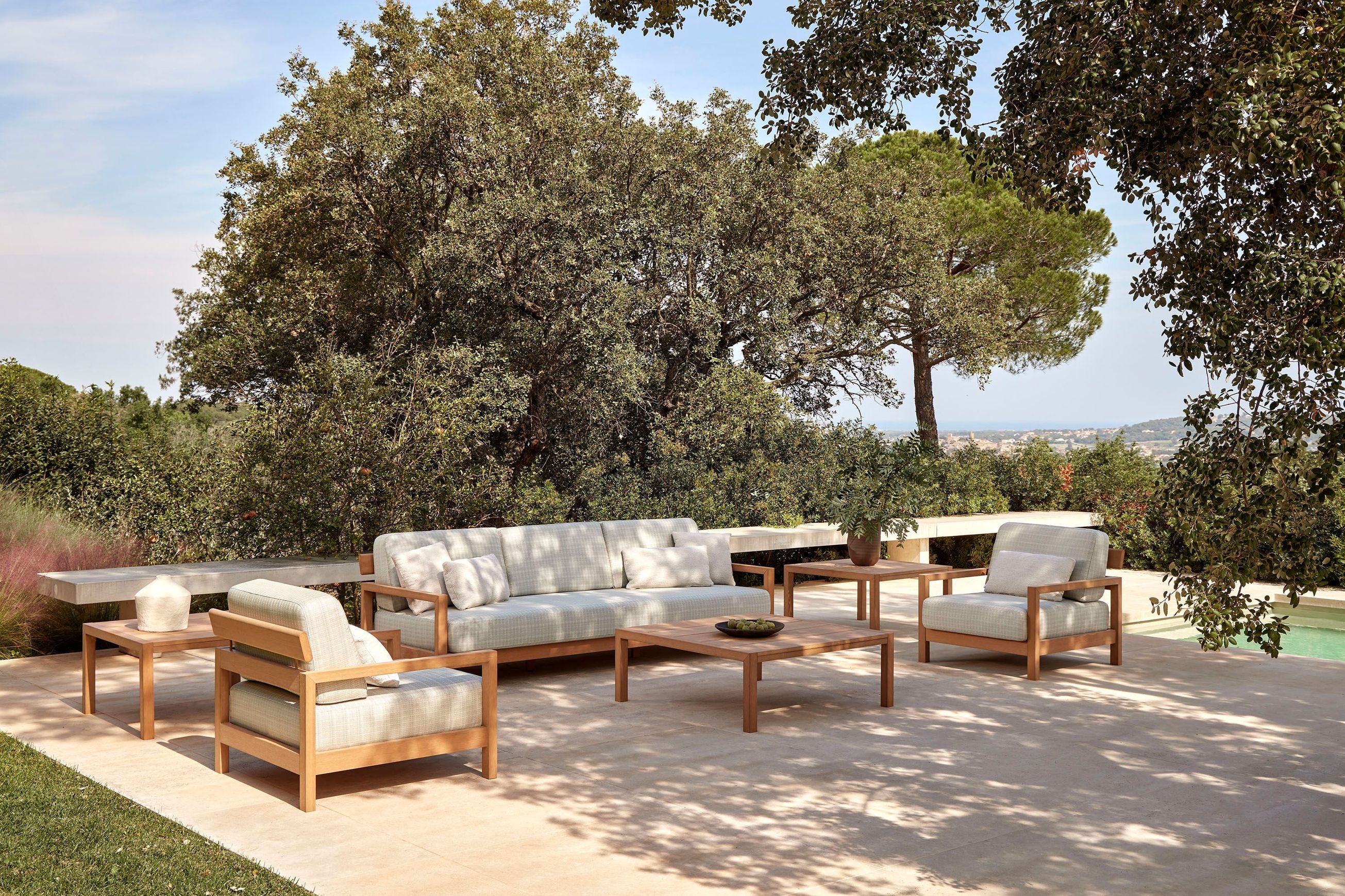 Kubik Outdoor TechTeak 3 Seater Sofa