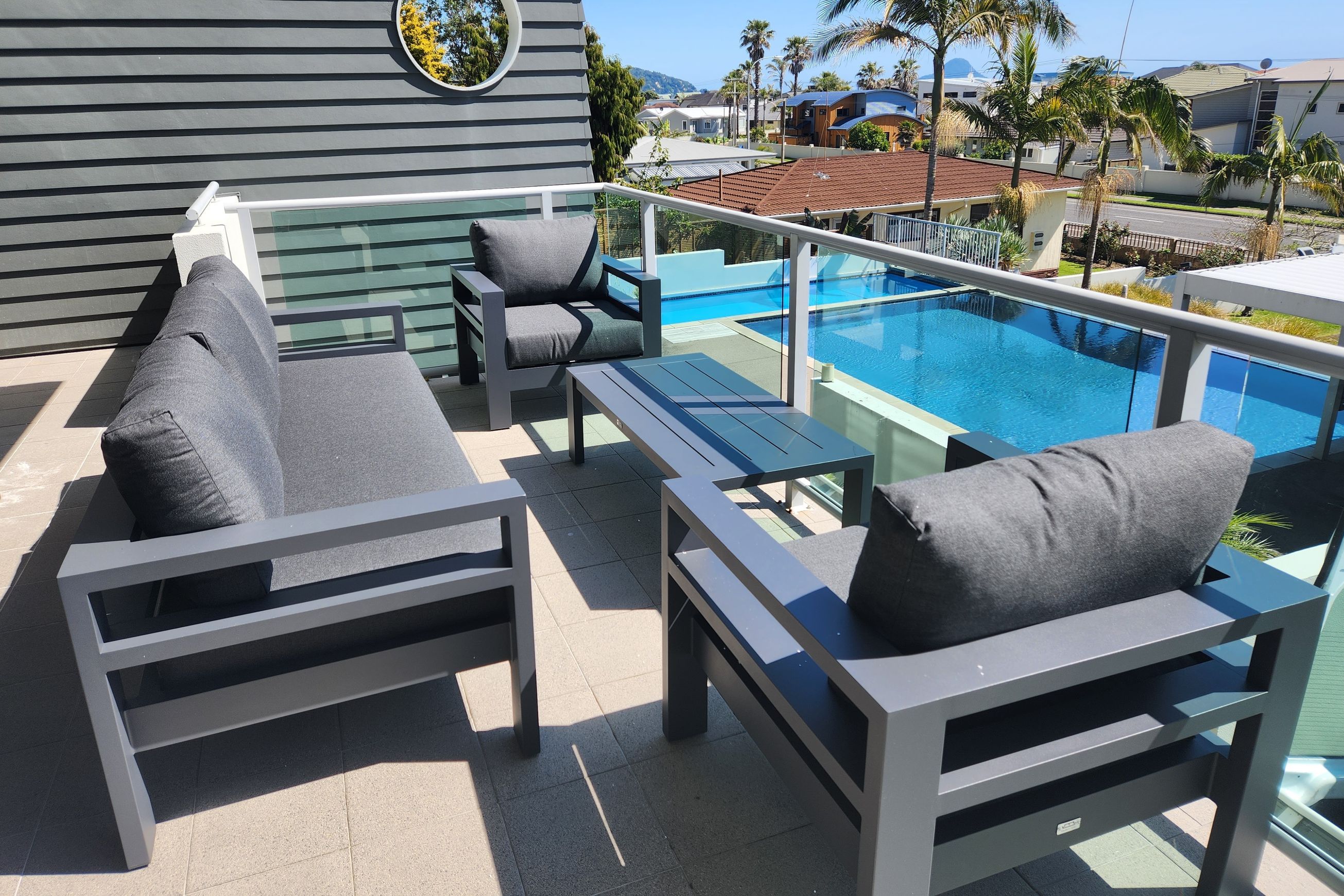 Coast Lounge Charcoal