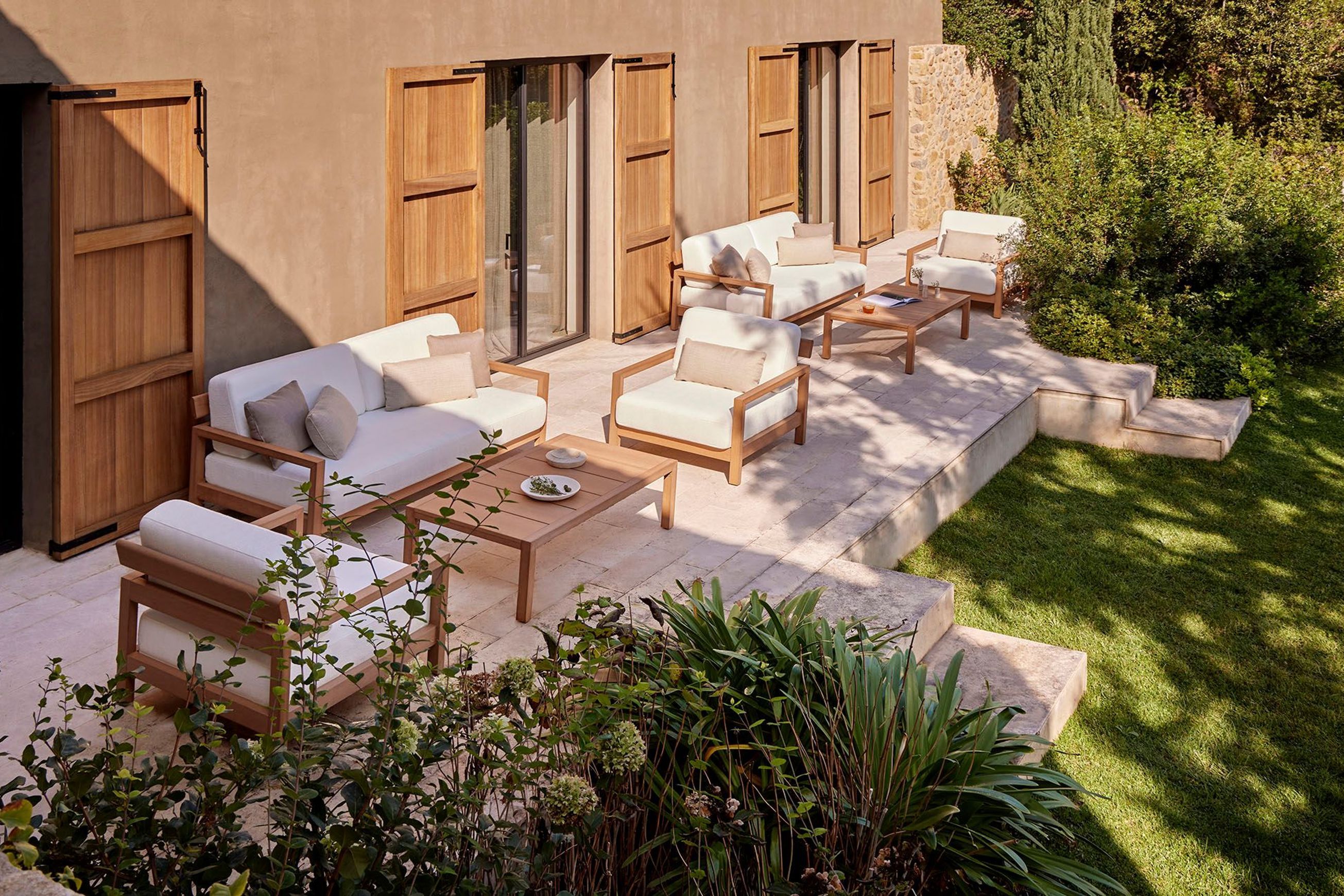 Kubik Outdoor TechTeak 2 Seater Sofa by Point