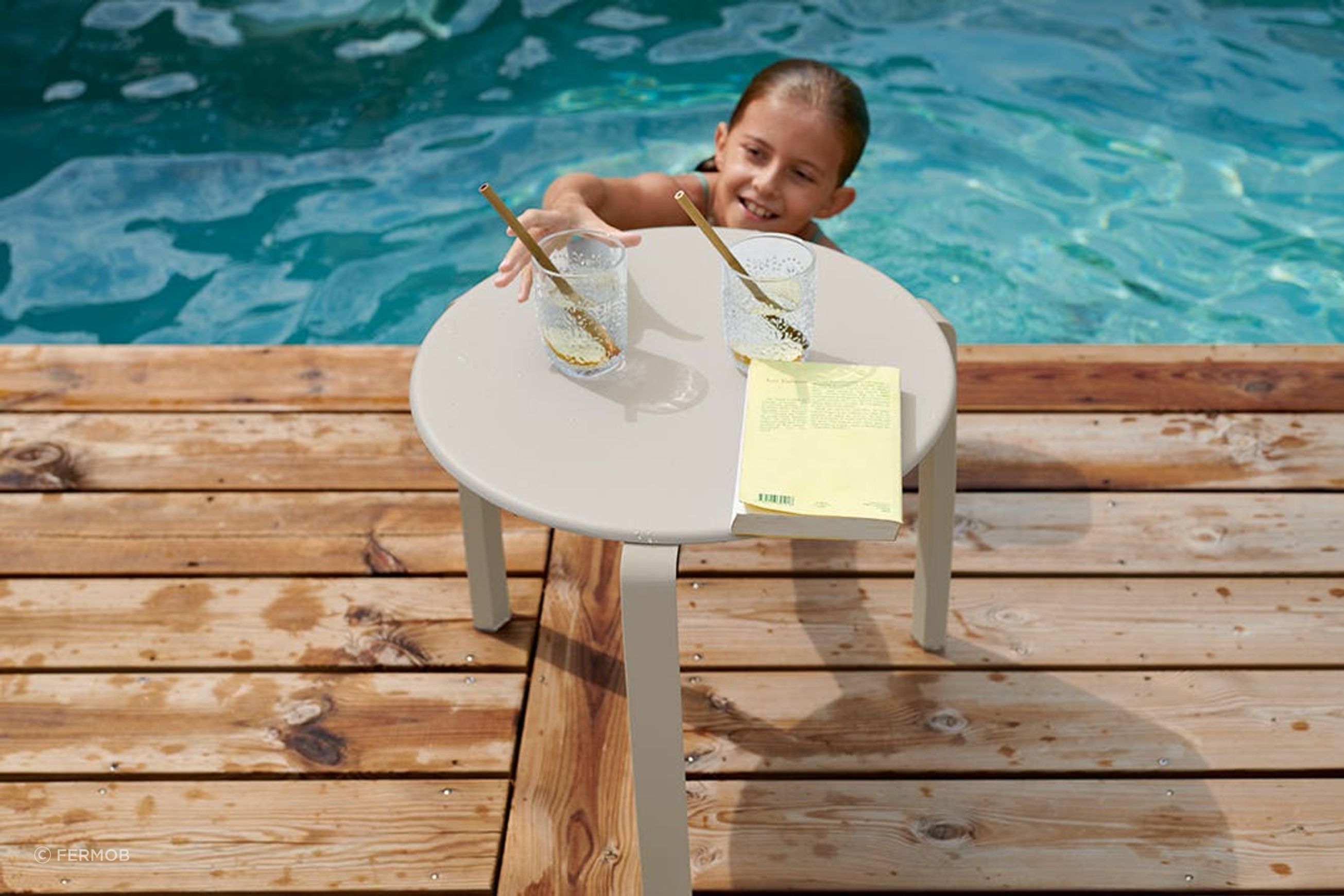 Alize Low Table