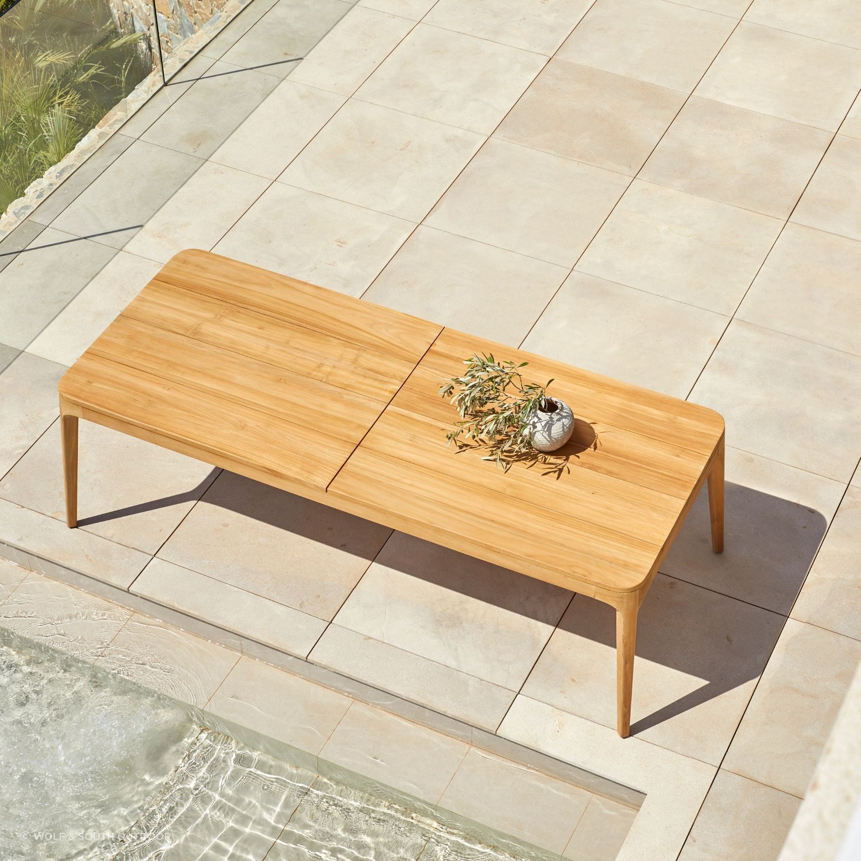 Paralel 250–300cm Extendable Outdoor Dining Table