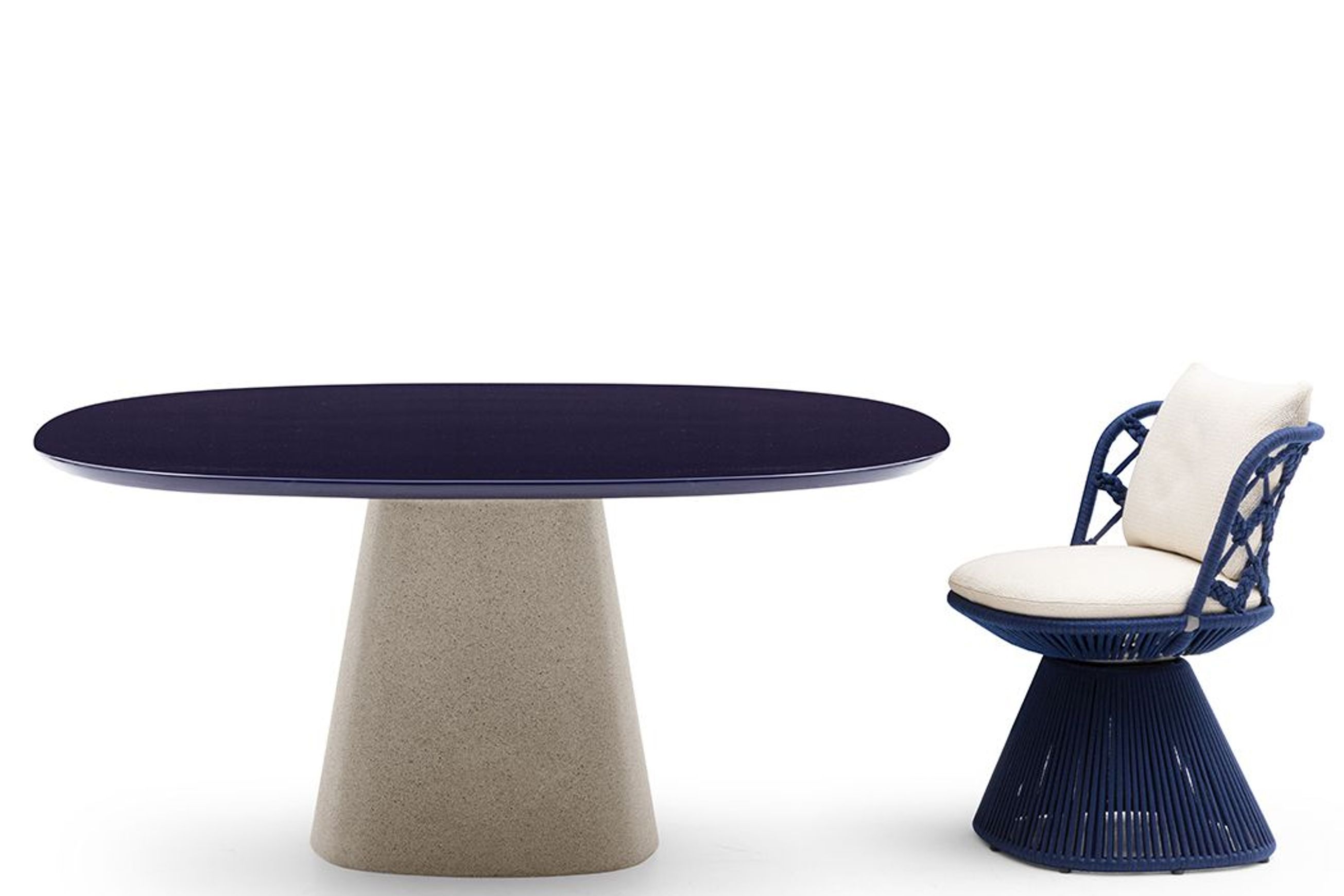 Allure O' Outdoor Table