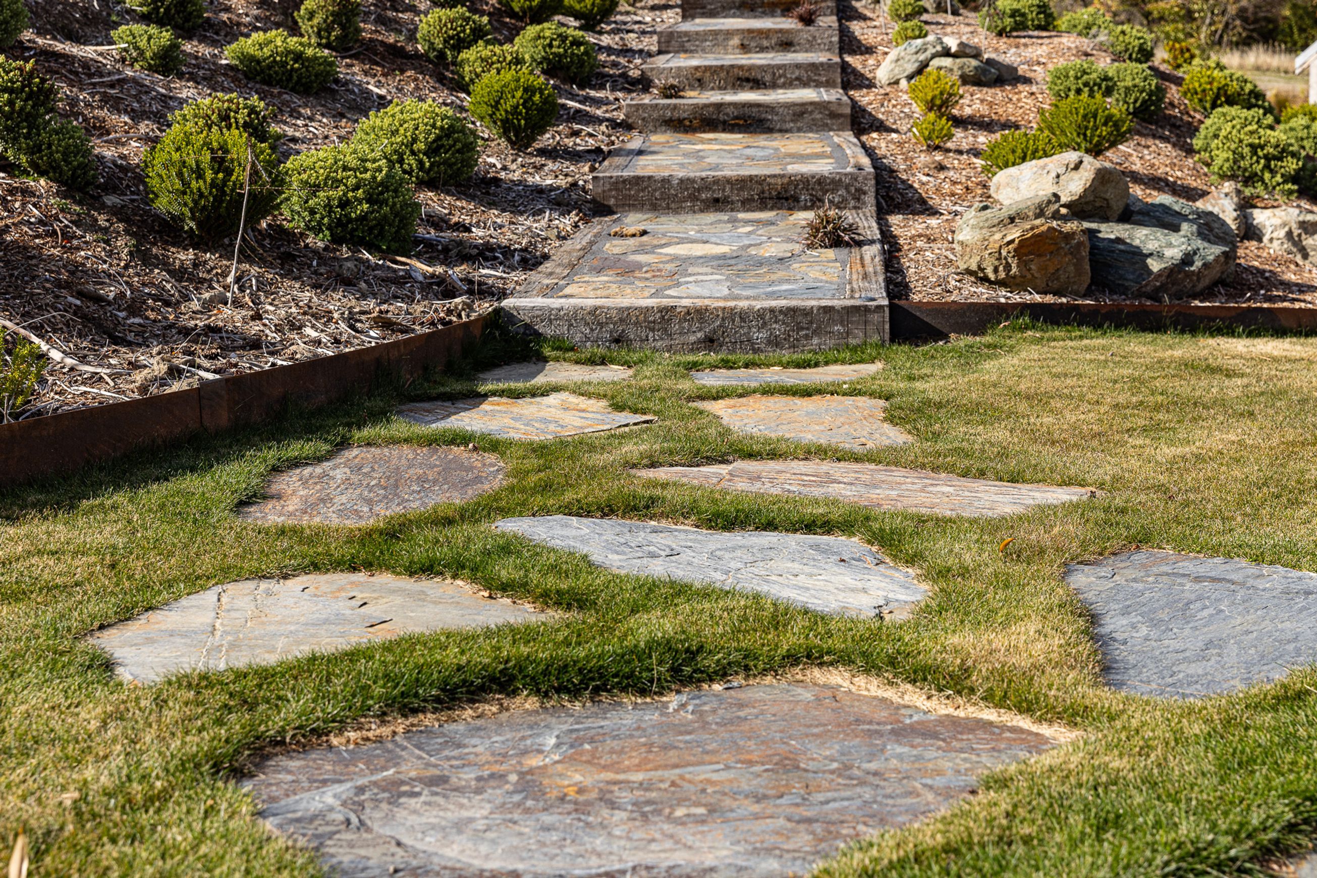 Flagstones and Large Format Paving