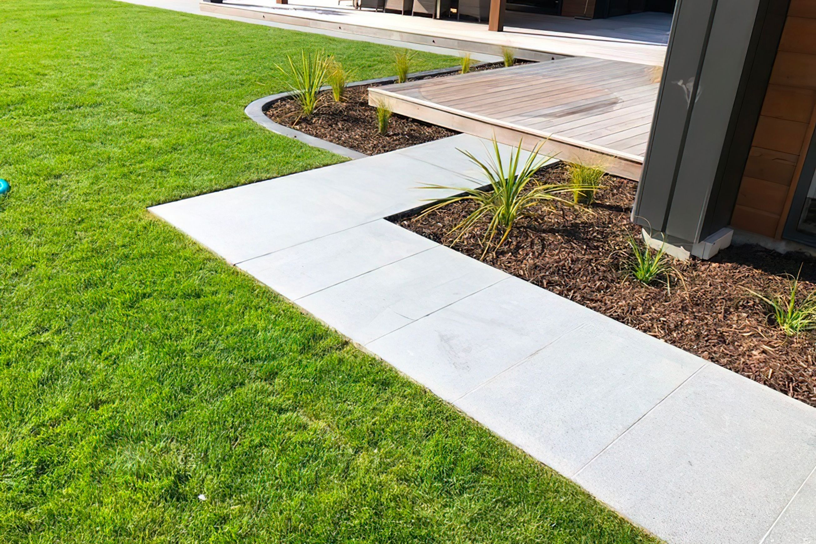 Grey Granite | Paving