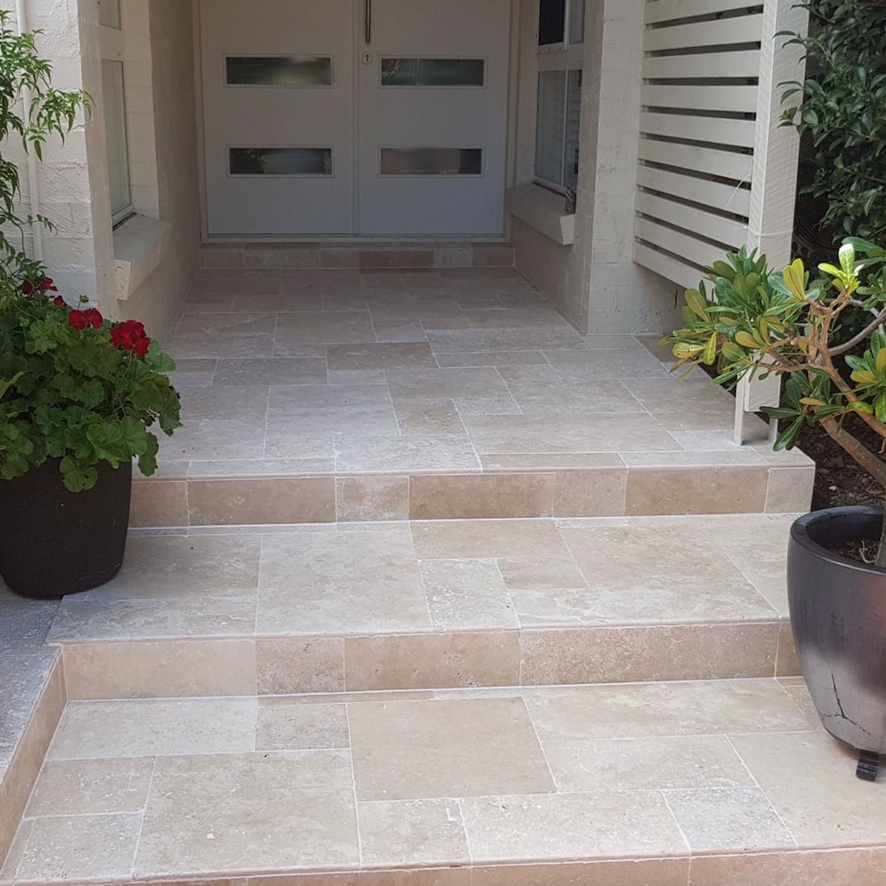 12mm Classic Linen Travertine French Pattern Tiles  - Tumbled & Unfilled  - Select Grade
