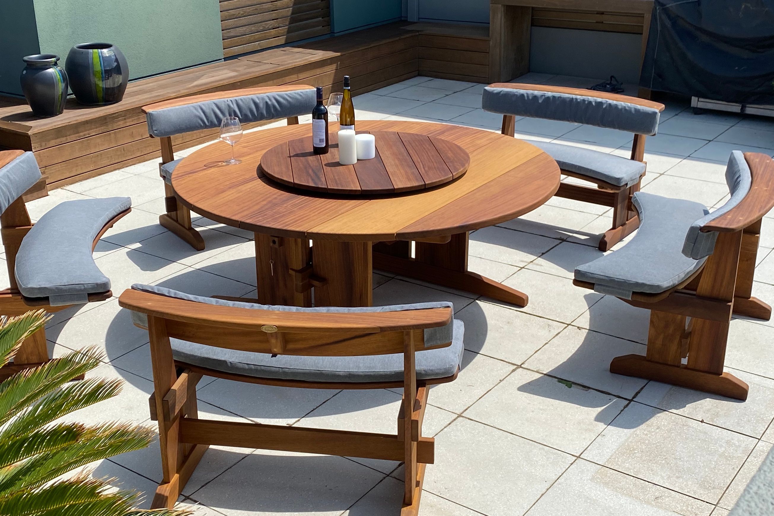 Outdoor Curved Bench