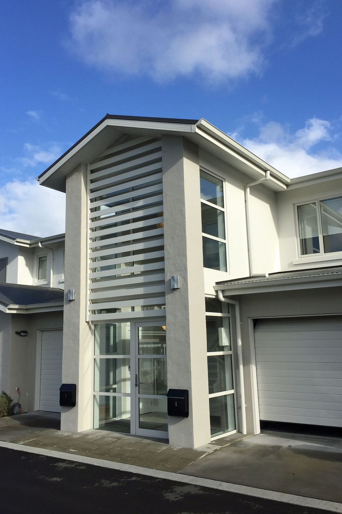 Louvrelite® Gable Sun Shade