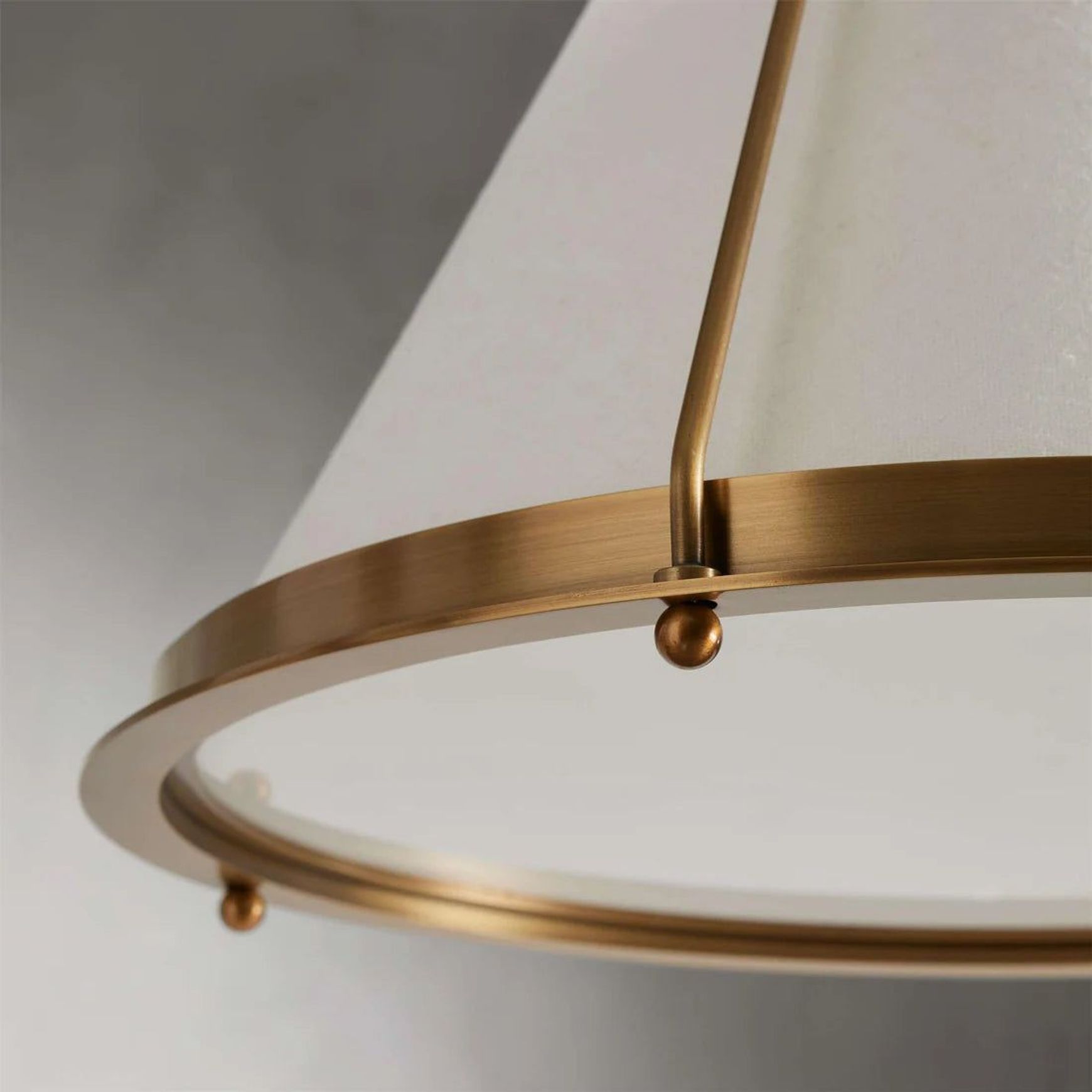Melton Pendant