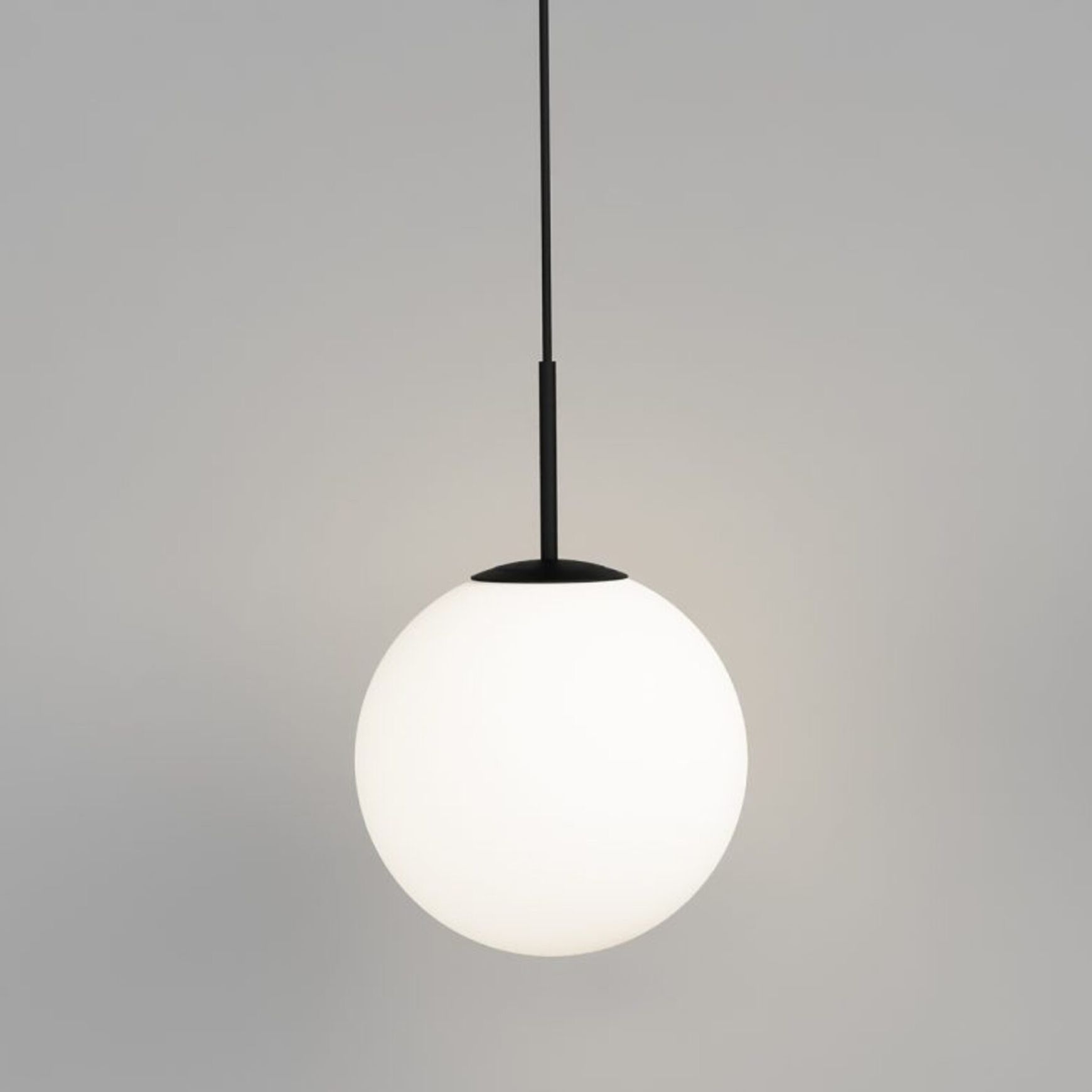 Orb Max Pendant Light