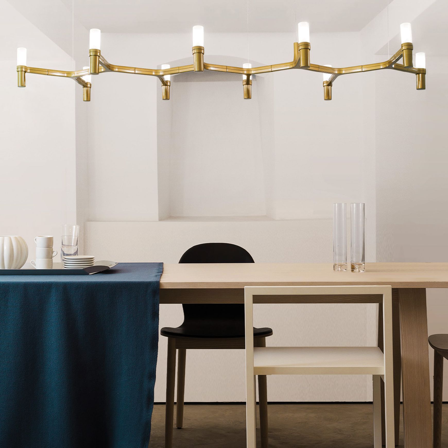 Crown Plana Linear Pendant Light