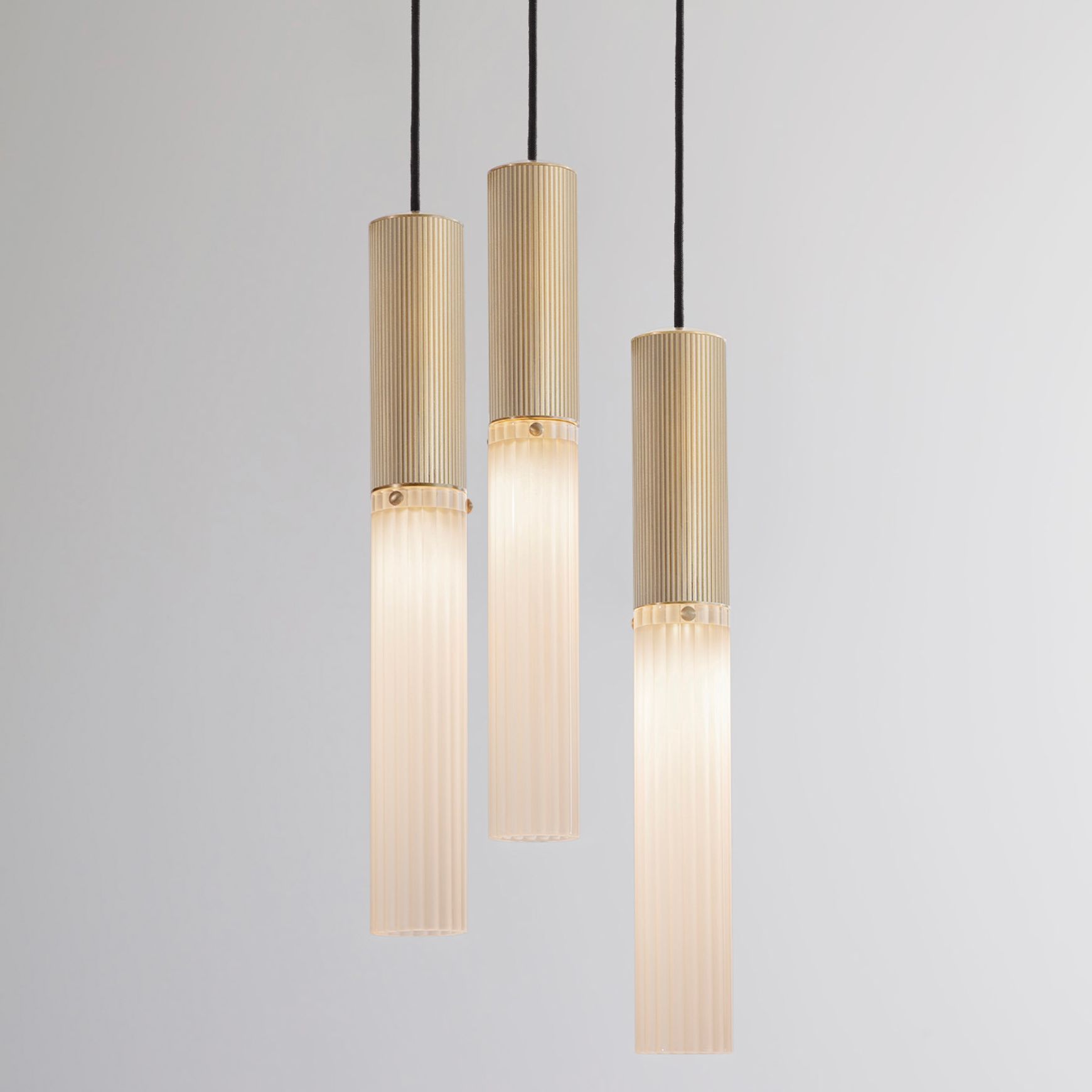 Flume Alabaster 3lt Pendant Light