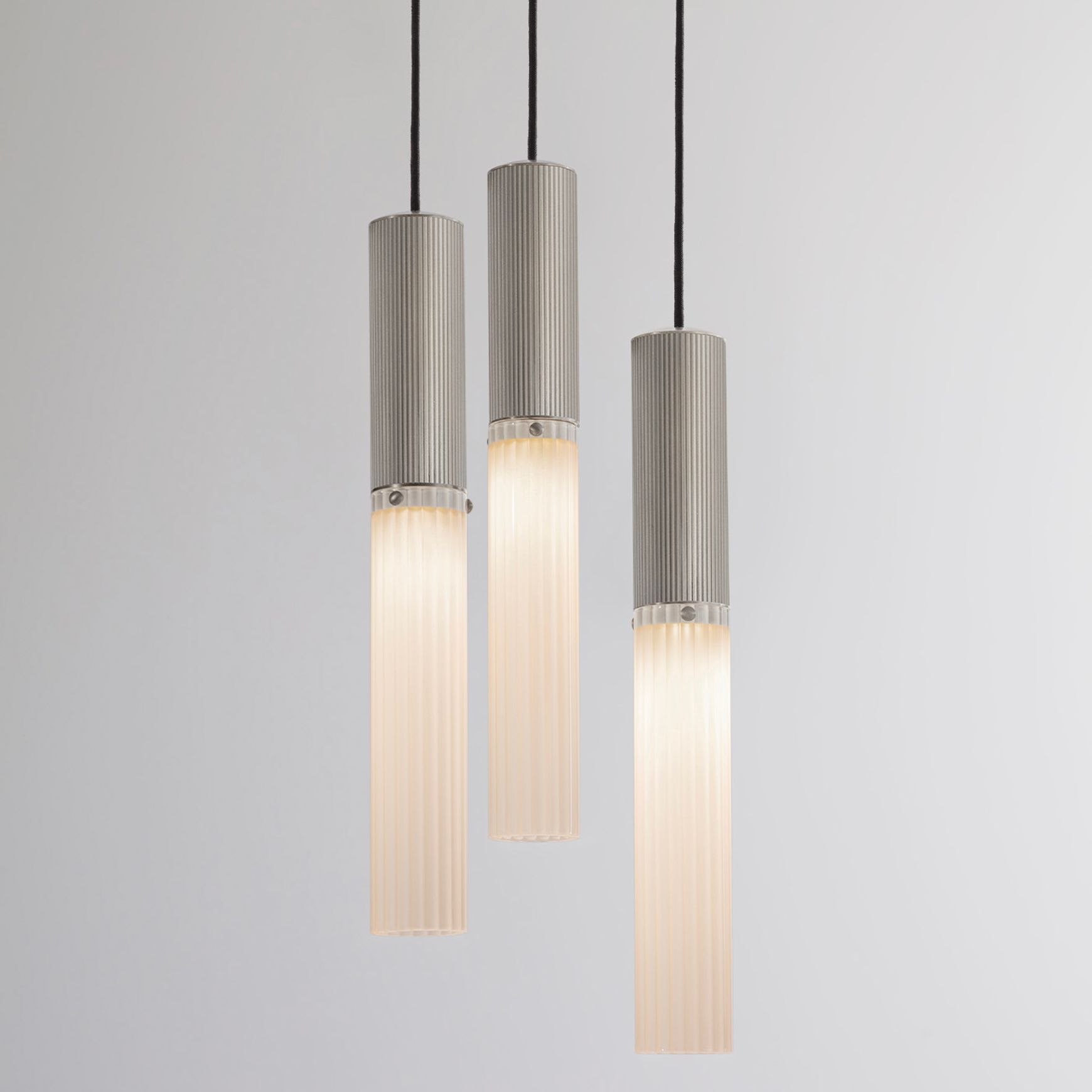 Flume Alabaster 3lt Pendant Light