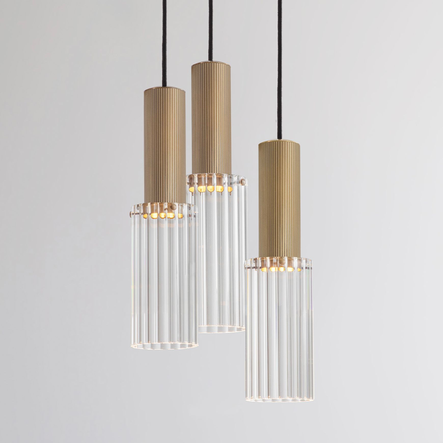 Flume Large 3lt Pendant Light
