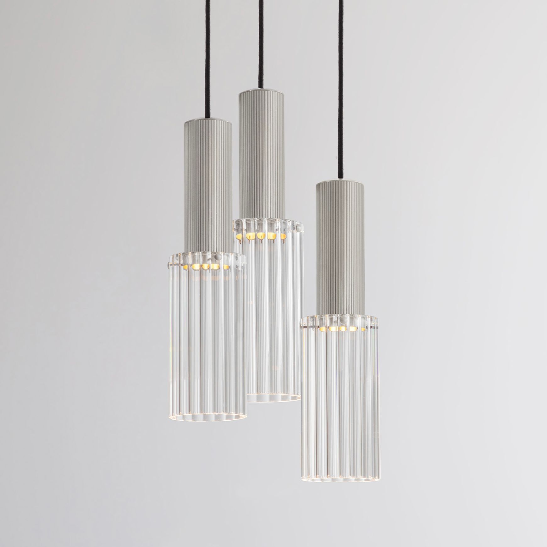 Flume Large 3lt Pendant Light