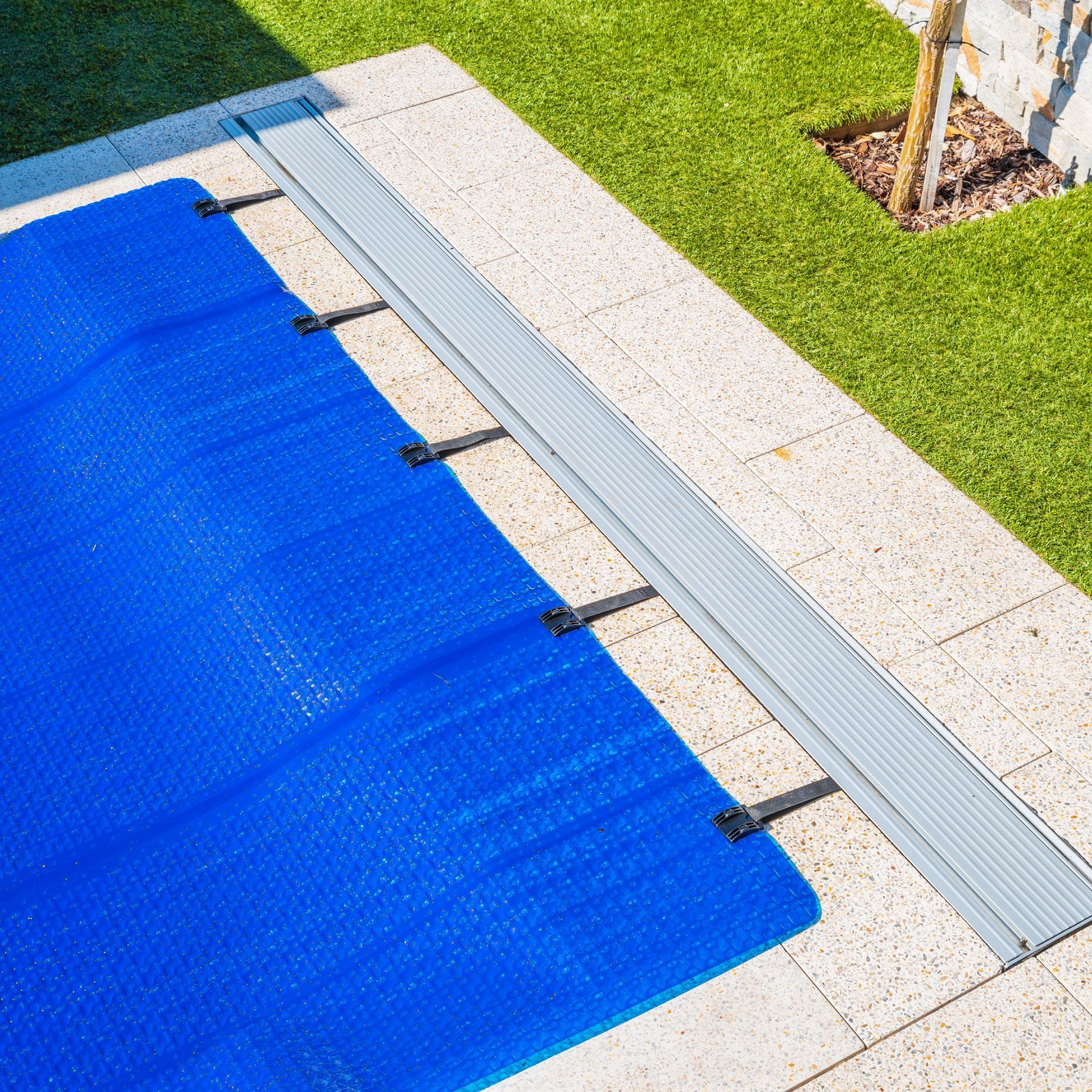 Sunline Rollaway Cover Unit