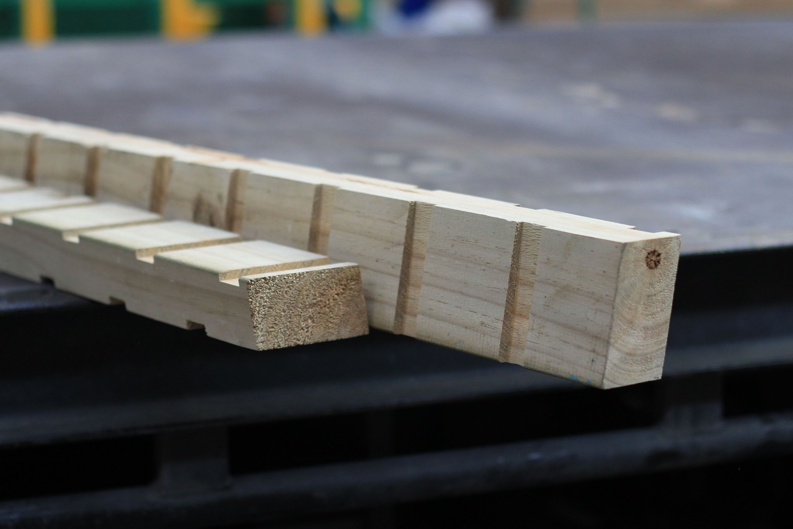 EB10 Castellated Timber Cavity Batten