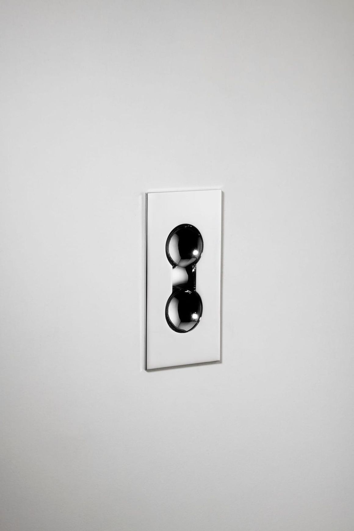H06 Sliding Door Pull