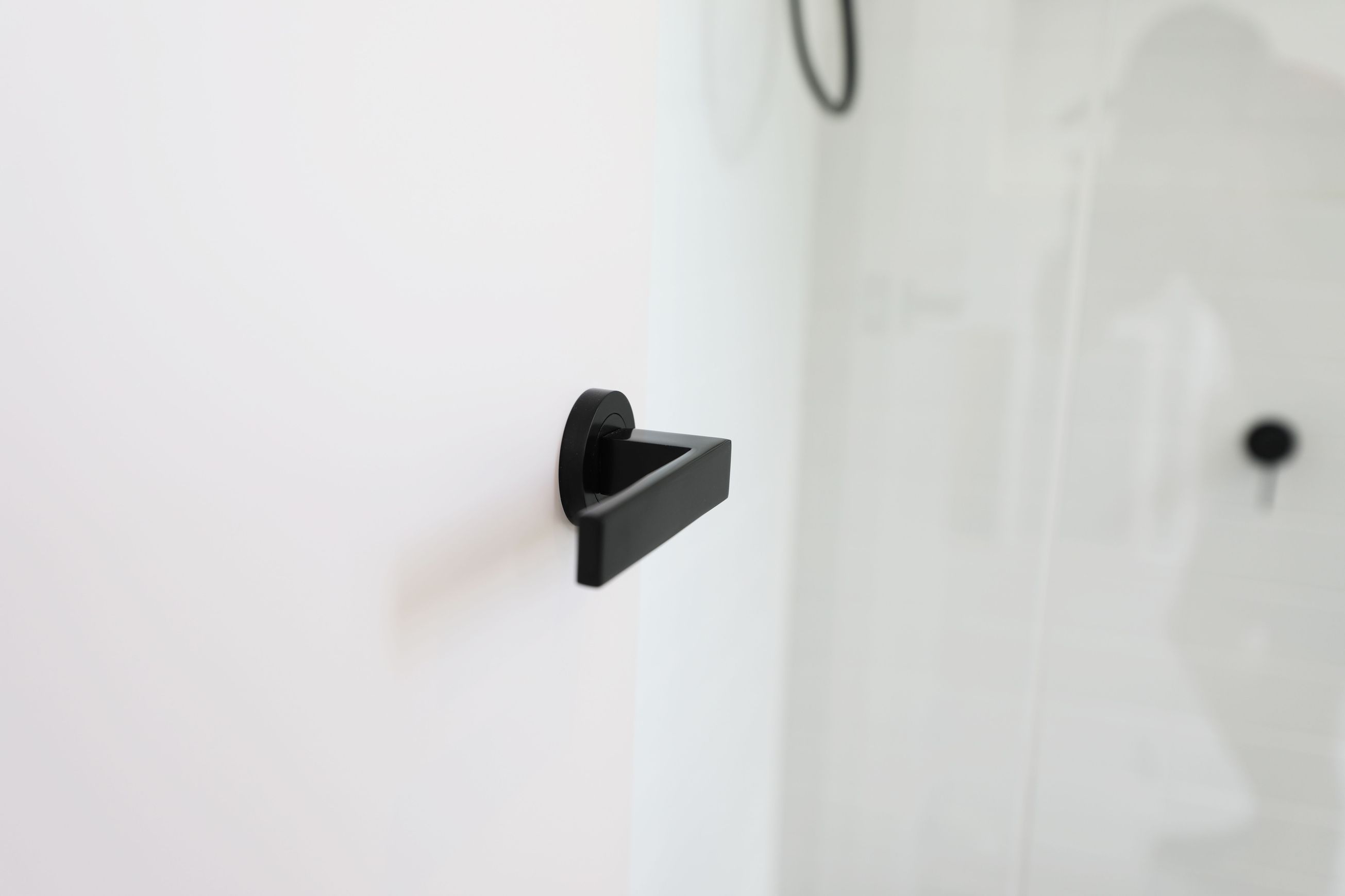 Integrated Passage/Privacy Black 3540