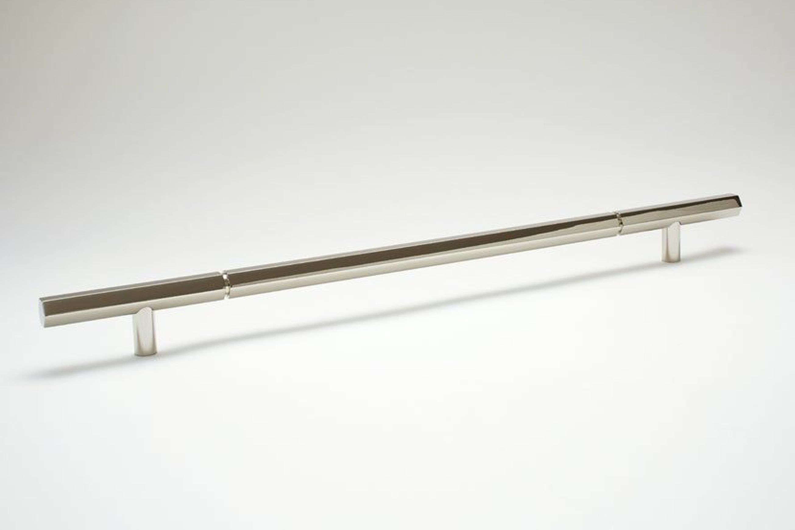 Facet 01L18