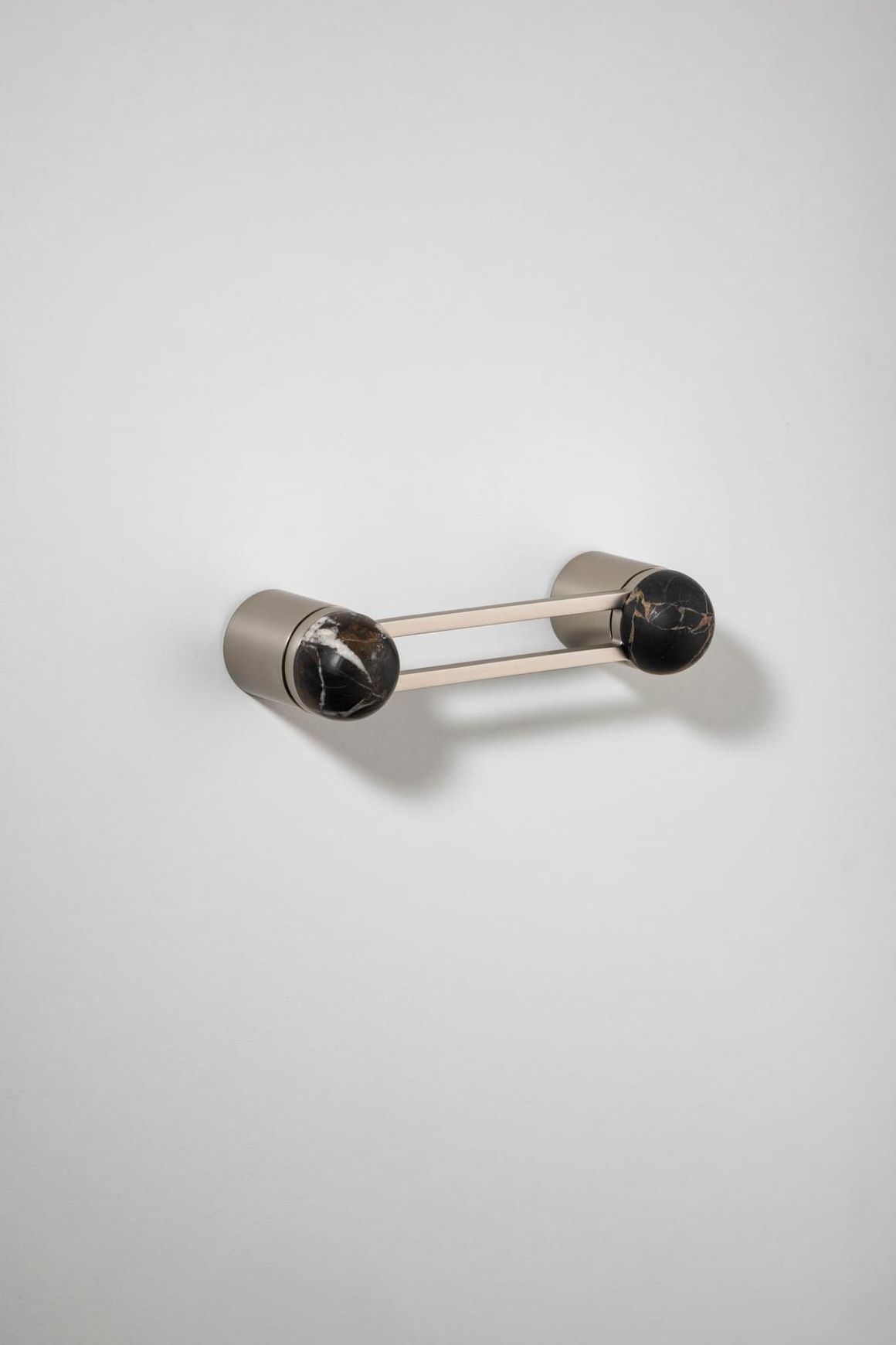 H04 Pull Handle Short