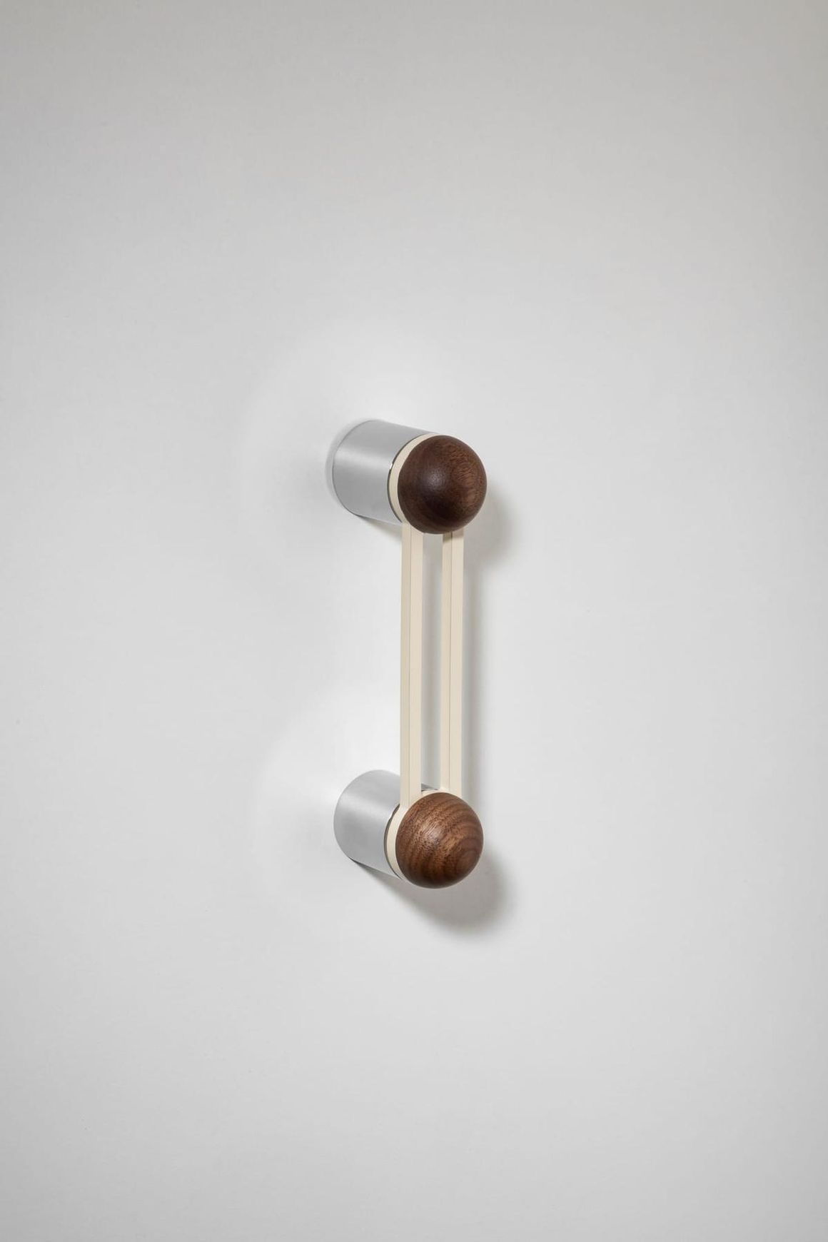 H04 Pull Handle Short