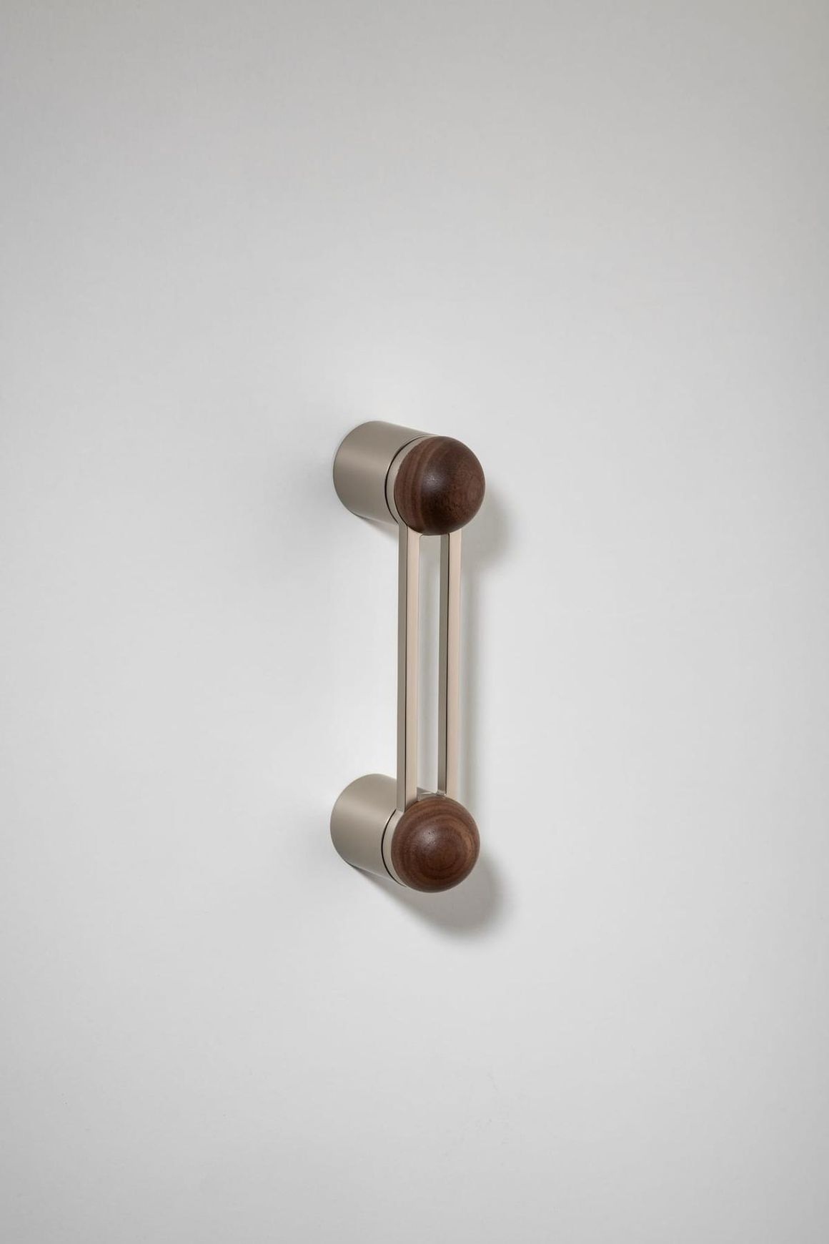 H04 Pull Handle Short