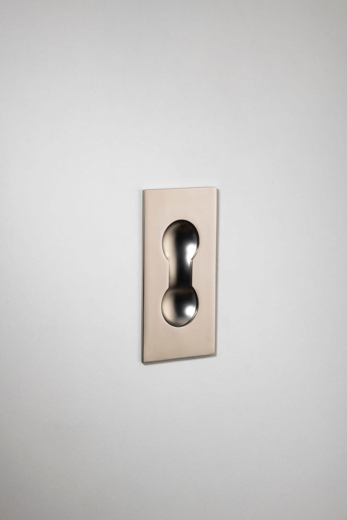 H06 Sliding Door Pull