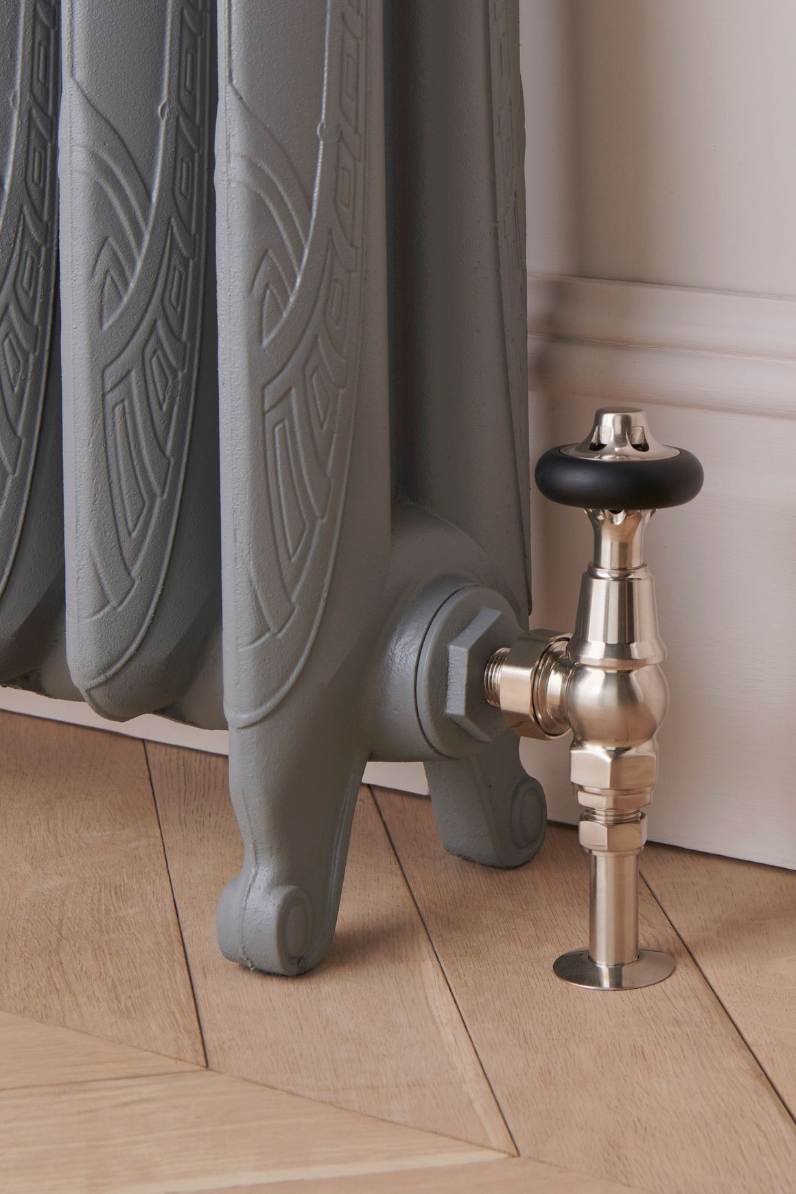 Paladin Gatsby Cast Iron Radiator (5~12 sections)